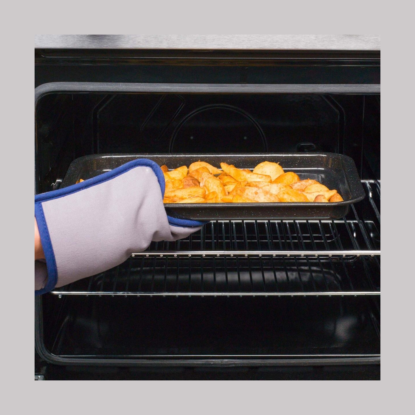 Russell Hobbs CW114712EU 36cm Baking Tray
