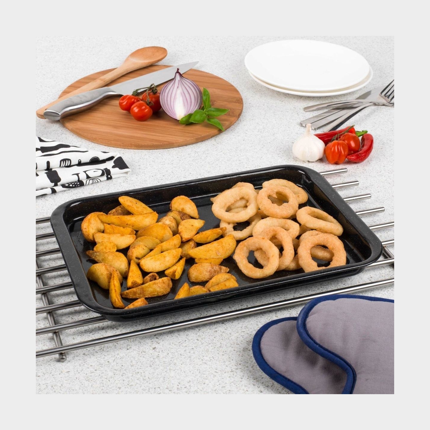 Russell Hobbs CW114712EU 36cm Baking Tray