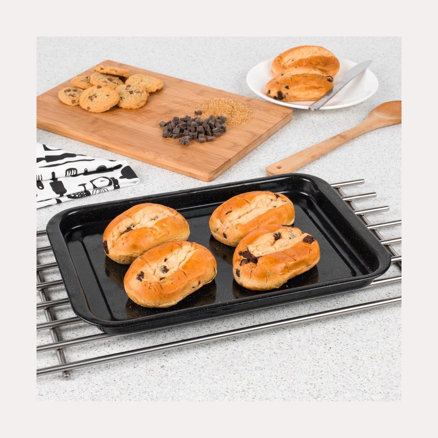 Russell Hobbs CW114712EU 36cm Baking Tray