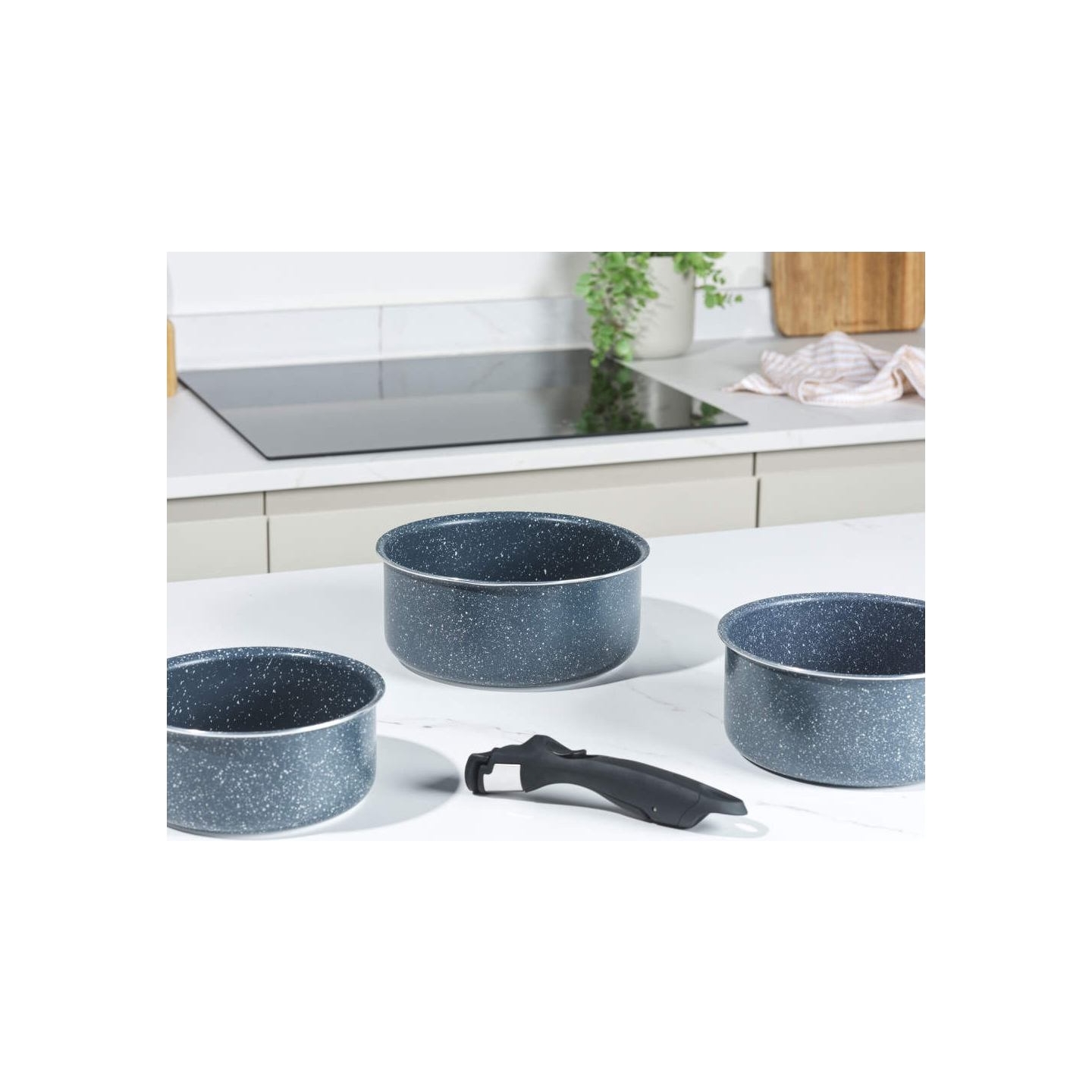 Russell Hobbs RH03294EU7 Nightfall 4-Piece Smart Clip Saucepan Set