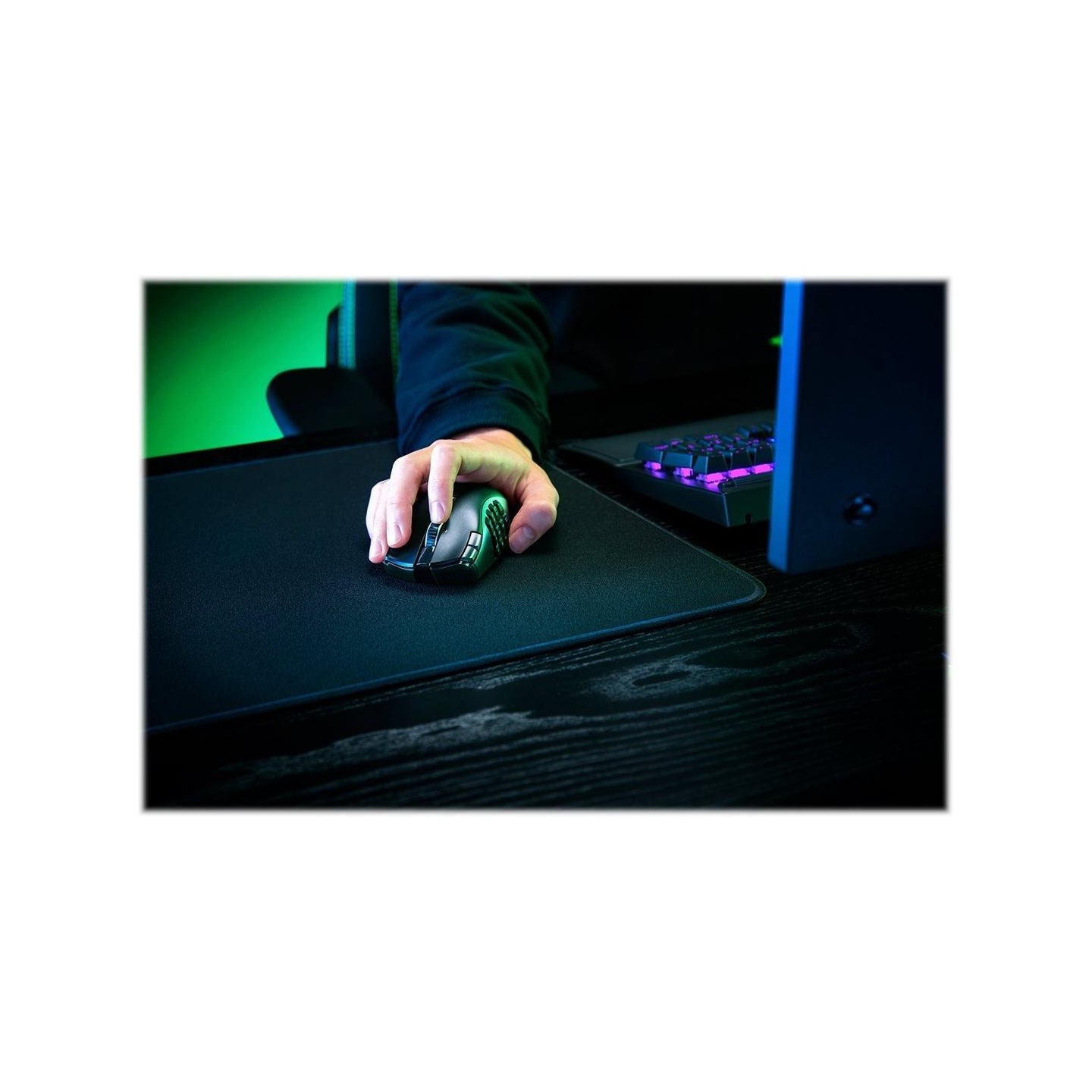Razer Naga V2 HyperSpeed Gaming Mouse