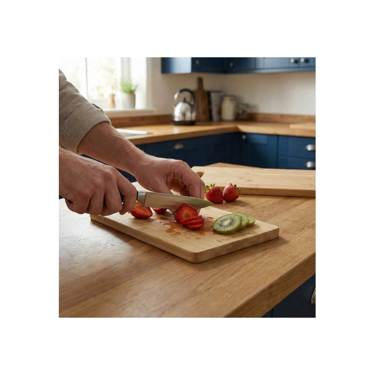 Russell Hobbs RH04065 Element Bamboo 3 Piece Chopping Board Set