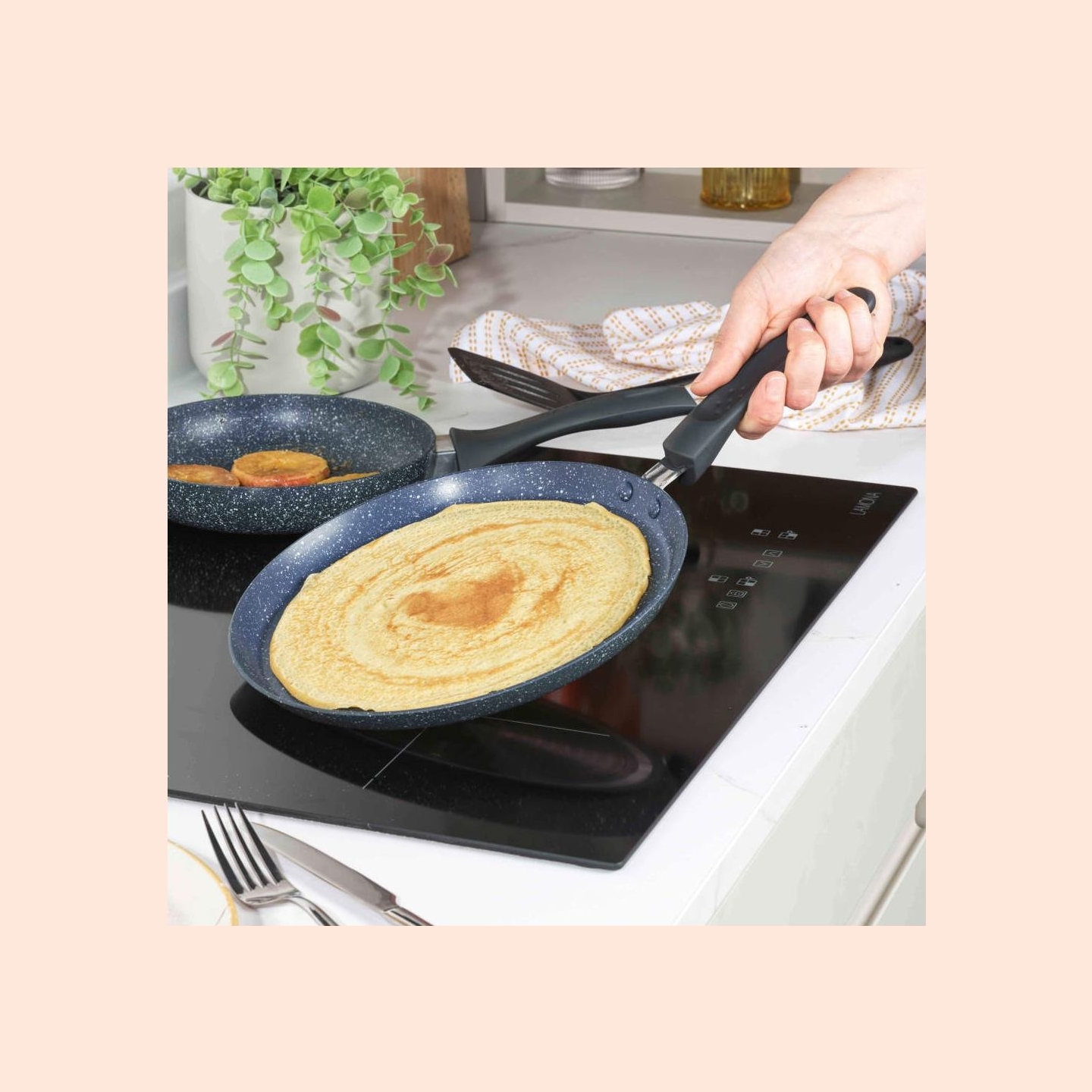 Russell Hobbs RH03409EU7 Nightfall Stone 25 cm Crepe Pan