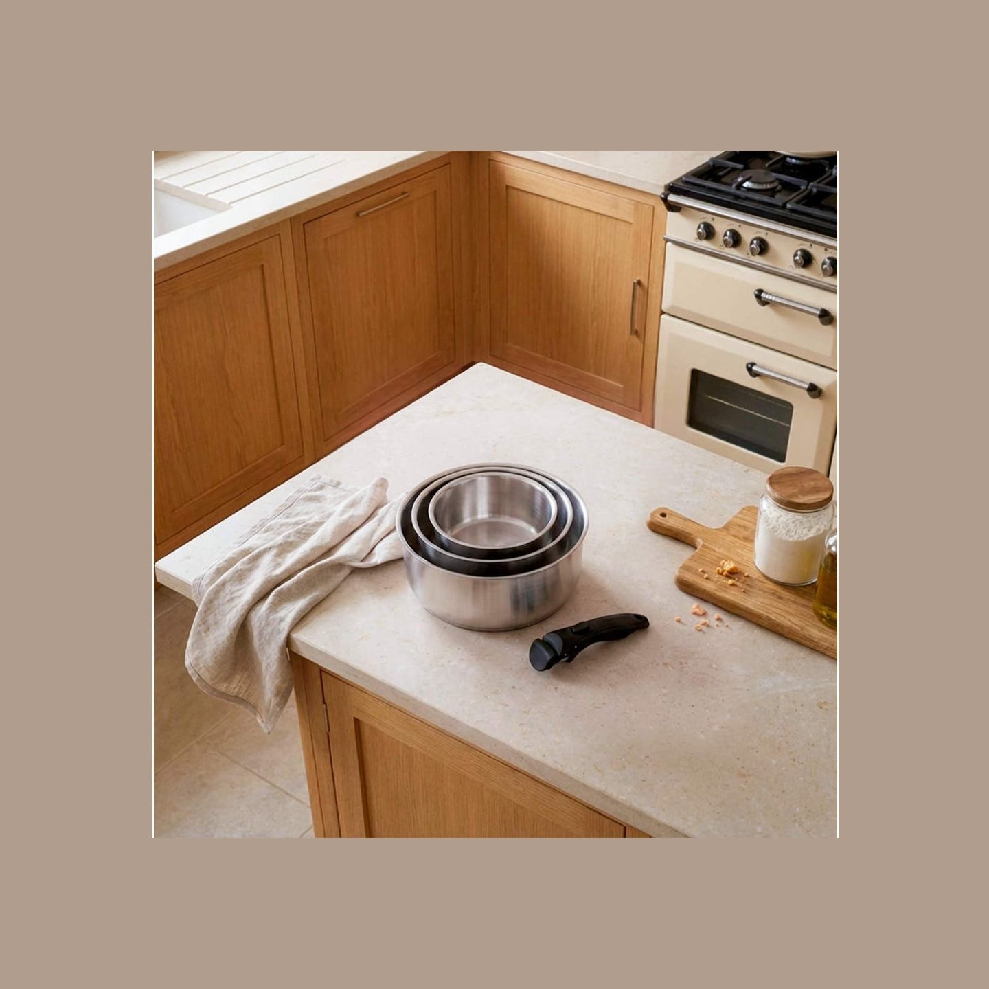 Russell Hobbs RH04034 Stainless Steel 4-Piece Smart Clip Saucepan Set