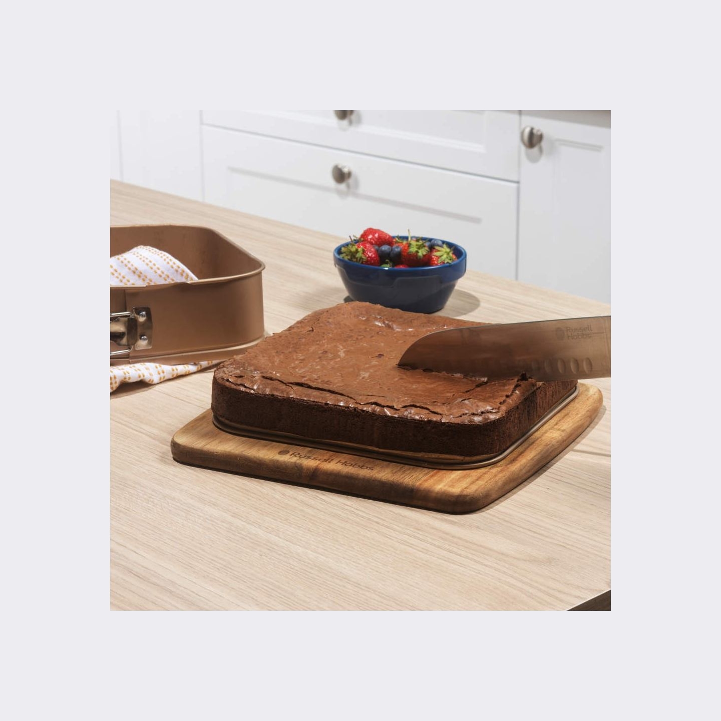 Russell Hobbs RH03792G Opulence Square Springform Tin