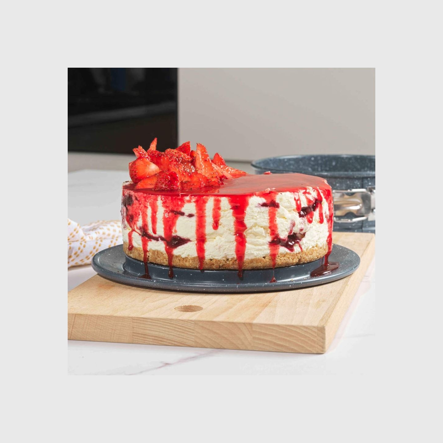 Russell Hobbs RH03419 Nightfall Stone 18 cm Springform Pan With Leakproof Base