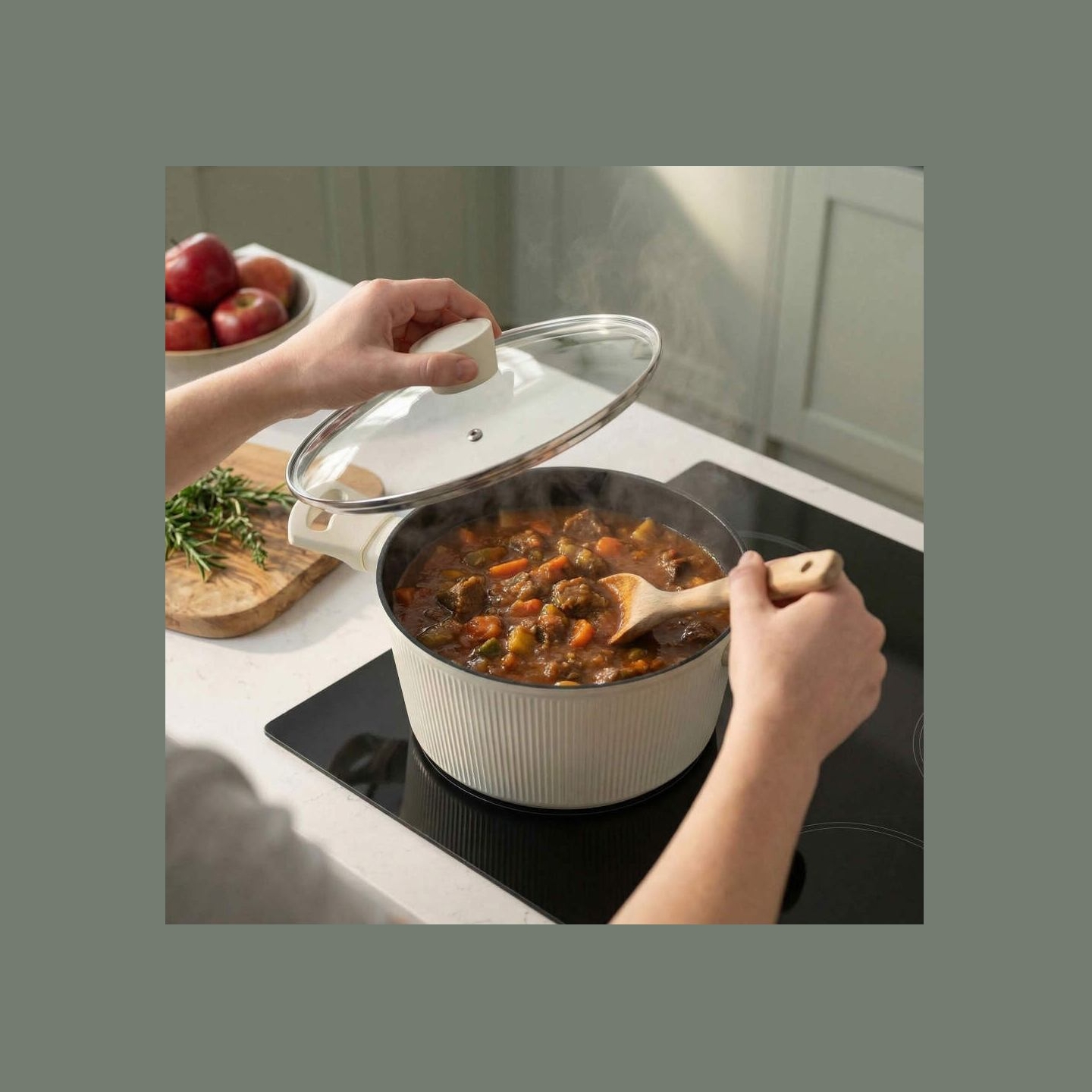 Russell Hobbs RH03877C Cote 24 cm Stockpot, Cream