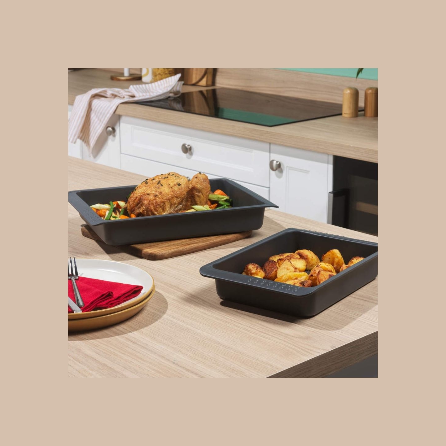 Russell Hobbs RH03764 Shield 2 Piece Roaster Set