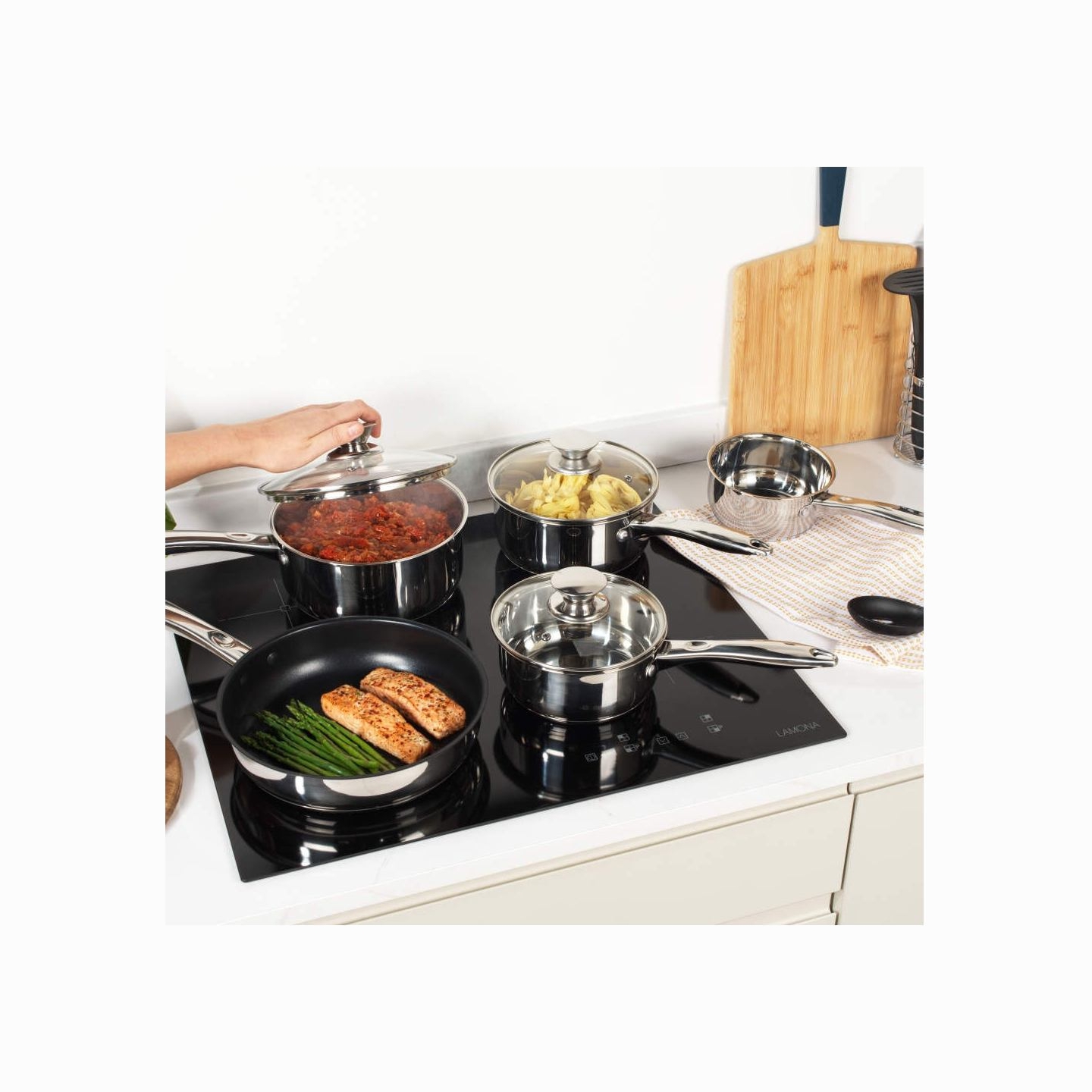 Russell Hobbs BW06571EU7  Classic Collection 3 Piece Pan Set