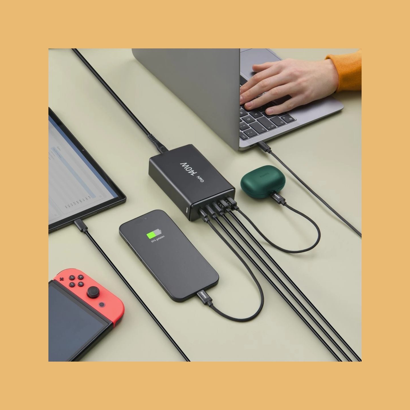 Hama 00201978 Charging Station With 3xUSB-C/2xUSB-A 140 W Black