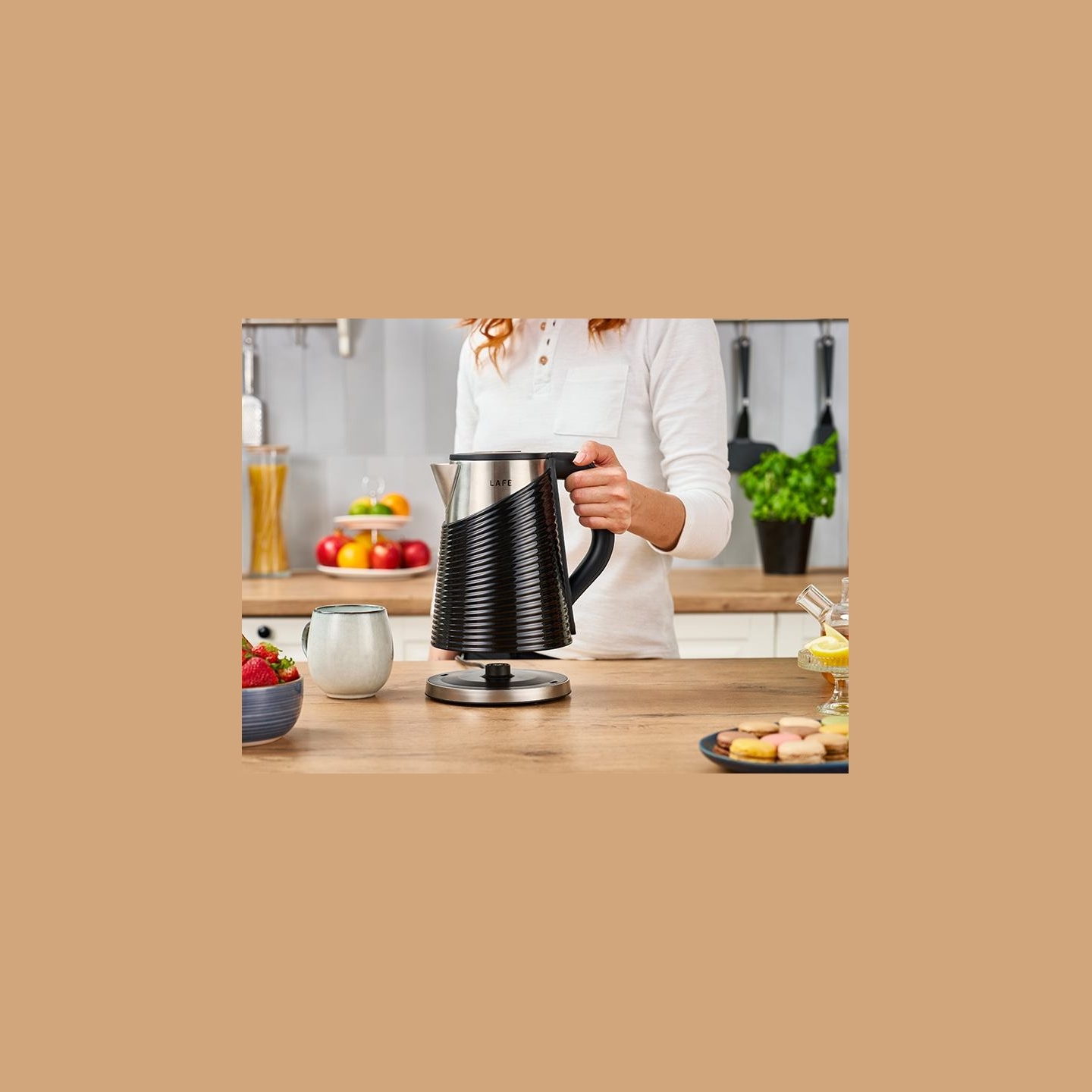 Lafe 47468 Electric Kettle Elegant Black 1,8 L