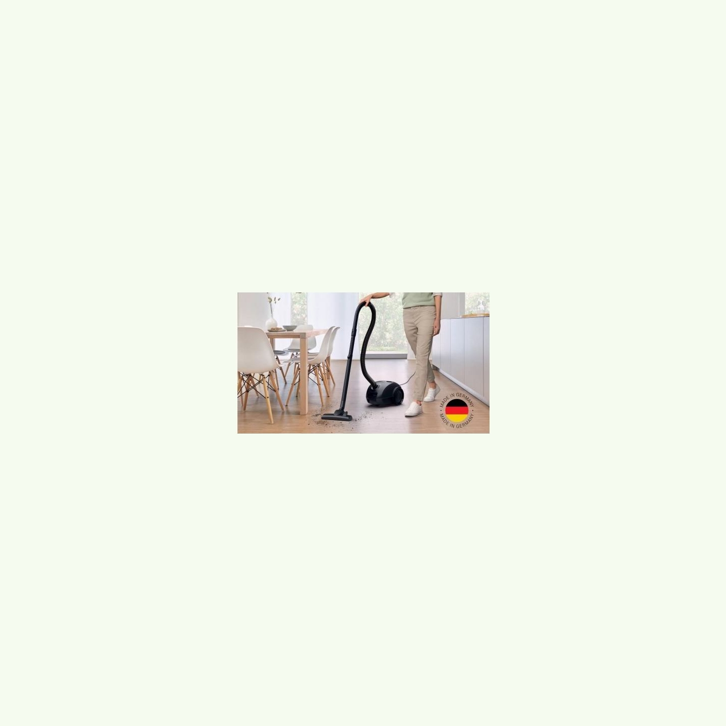 Bosch Bagged Vacuum Cleaner BGBS2LB1