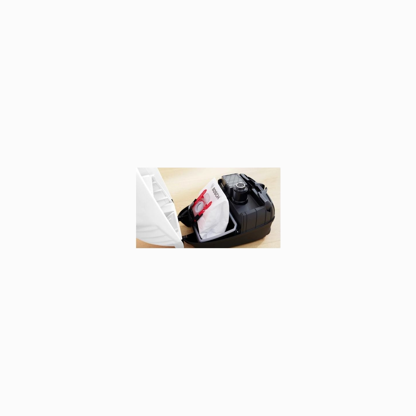 Bosch Serie 6 Bagged Vacuum Cleaner BGB6SIL0L
