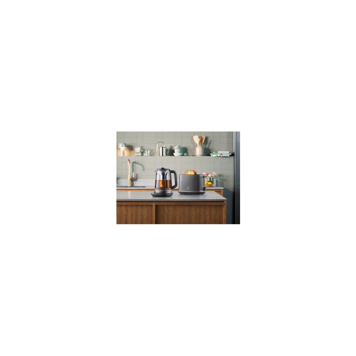 Electrolux Cordless kettle Explore 7 E7GK1-8BP