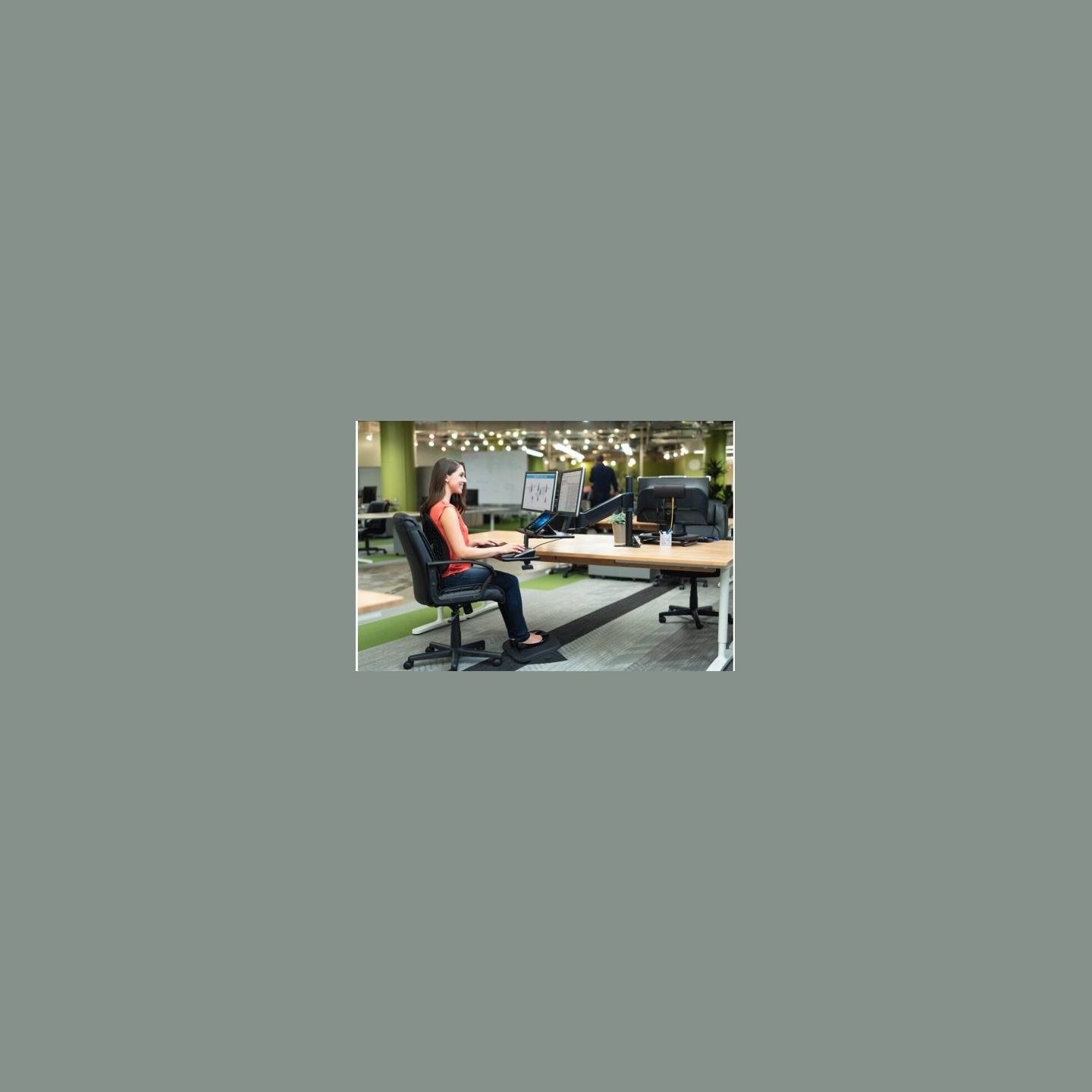 Kensington Footstool SmartFit SoleM ate PLUS