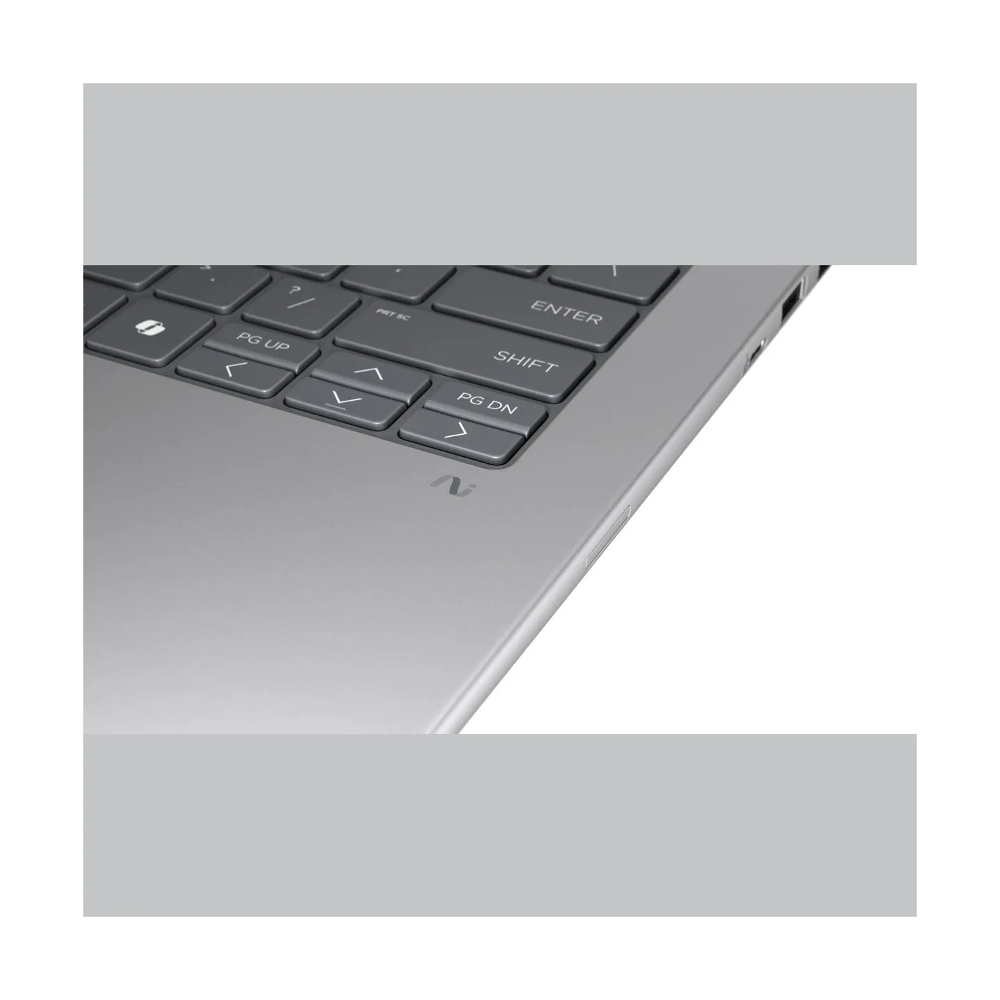 HP ZB 8 G1i 14 U7 255H 14i 32/1TB