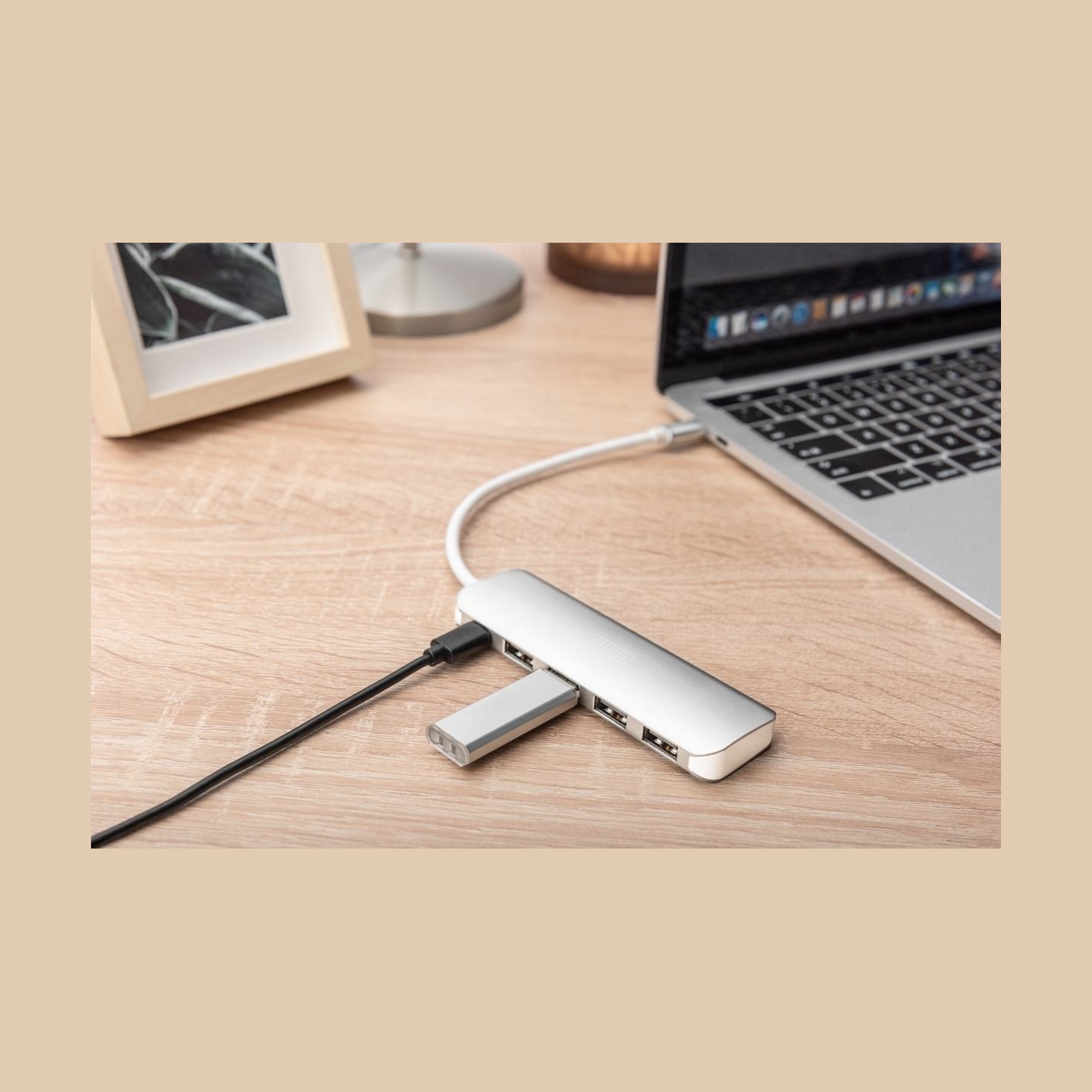 Digitus | Charging | USB Type-C 4 port hub (USB 3.0) + PD
