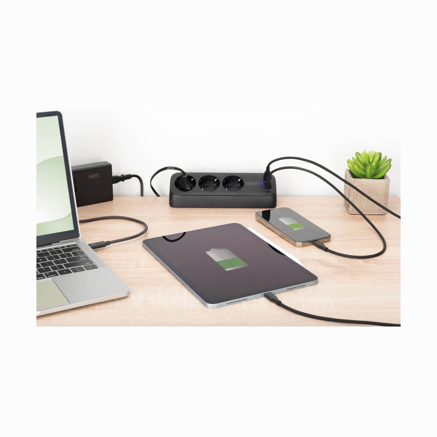Digitus 3-way office socket strip with 2x USB-A and 1x USB-C connections | DA-70625
