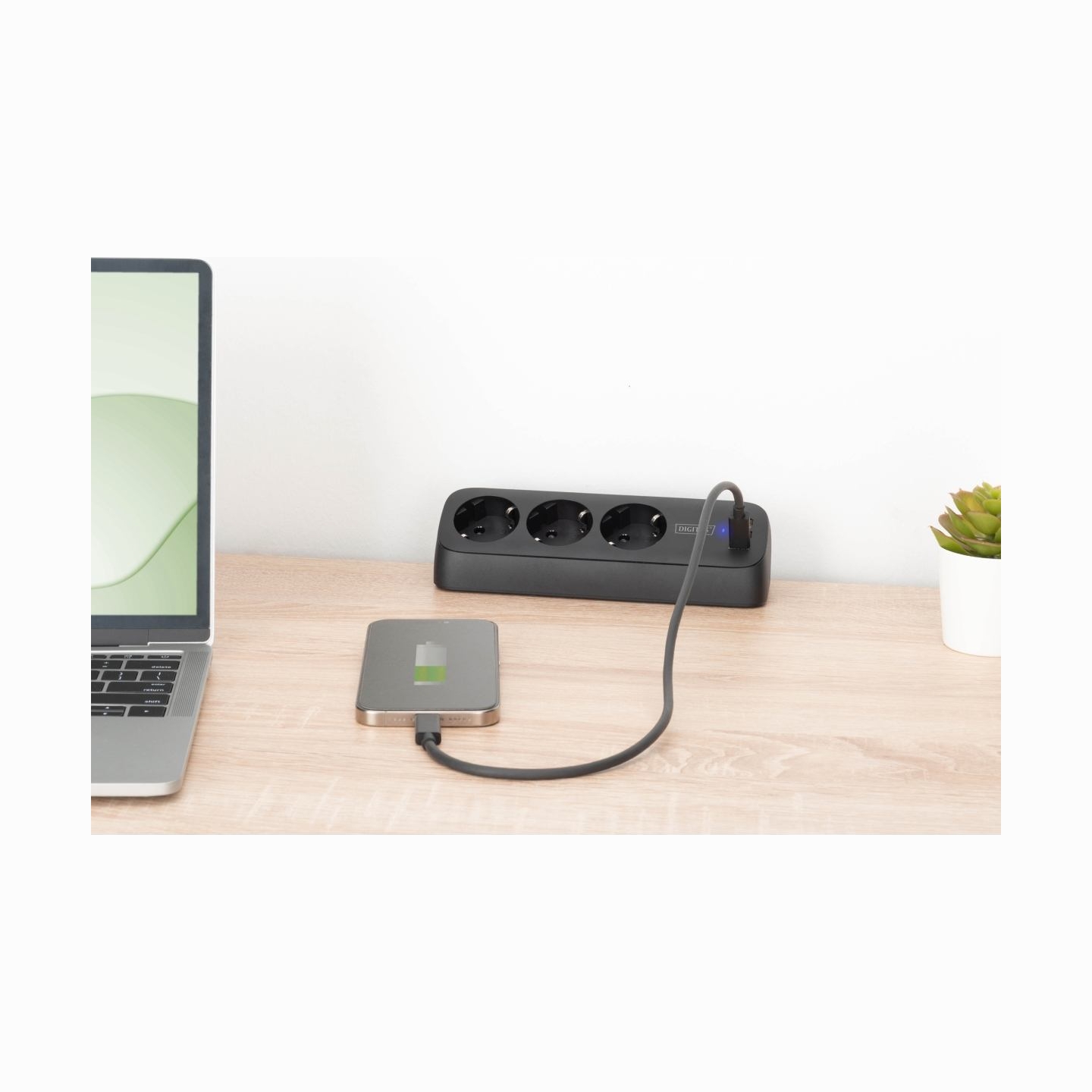 Digitus 3-way office socket strip with 2x USB-A and 1x USB-C connections | DA-70625