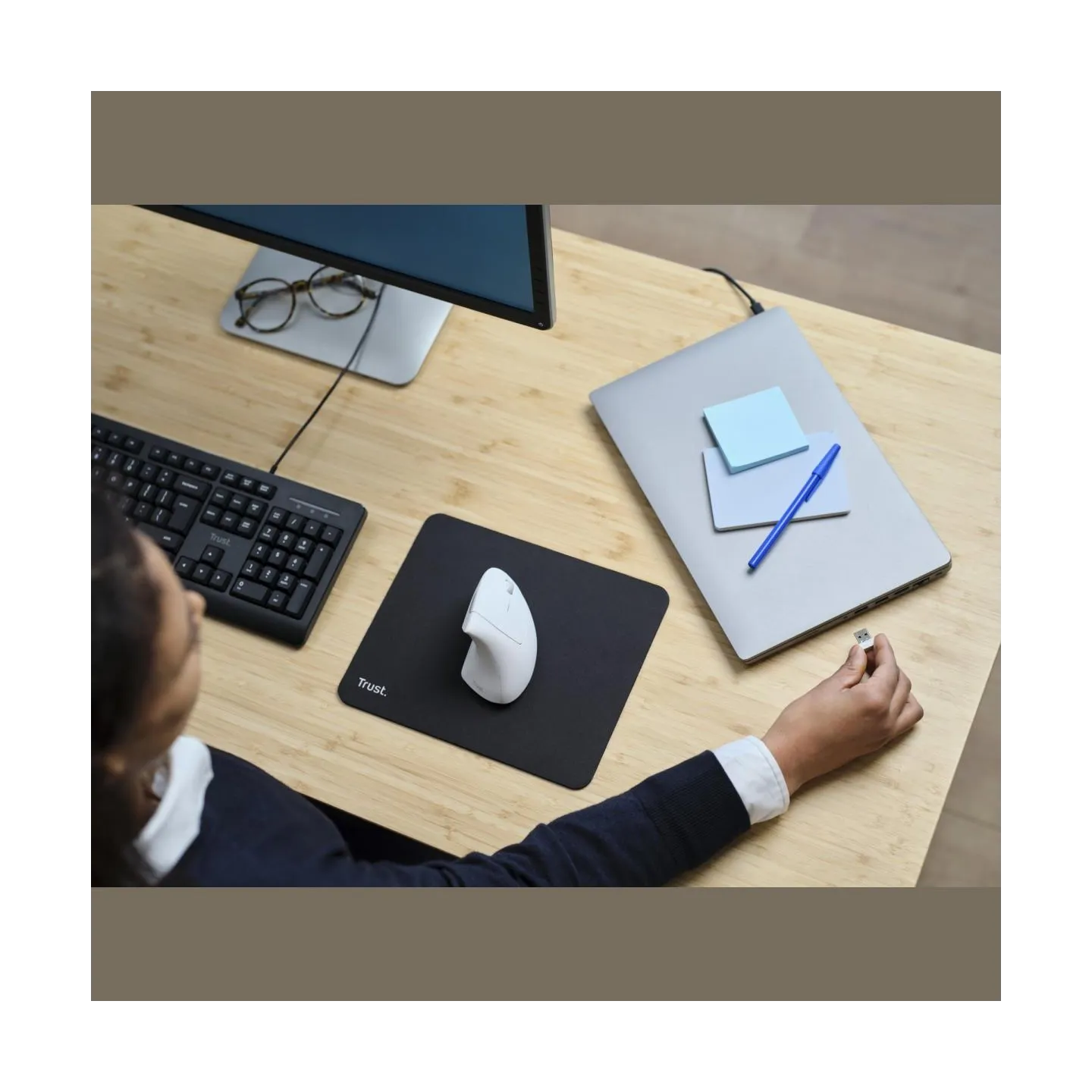Trust MOUSE USB OPTICAL WRL VERTO/ERGONOMIC WHITE 25132 TRUST