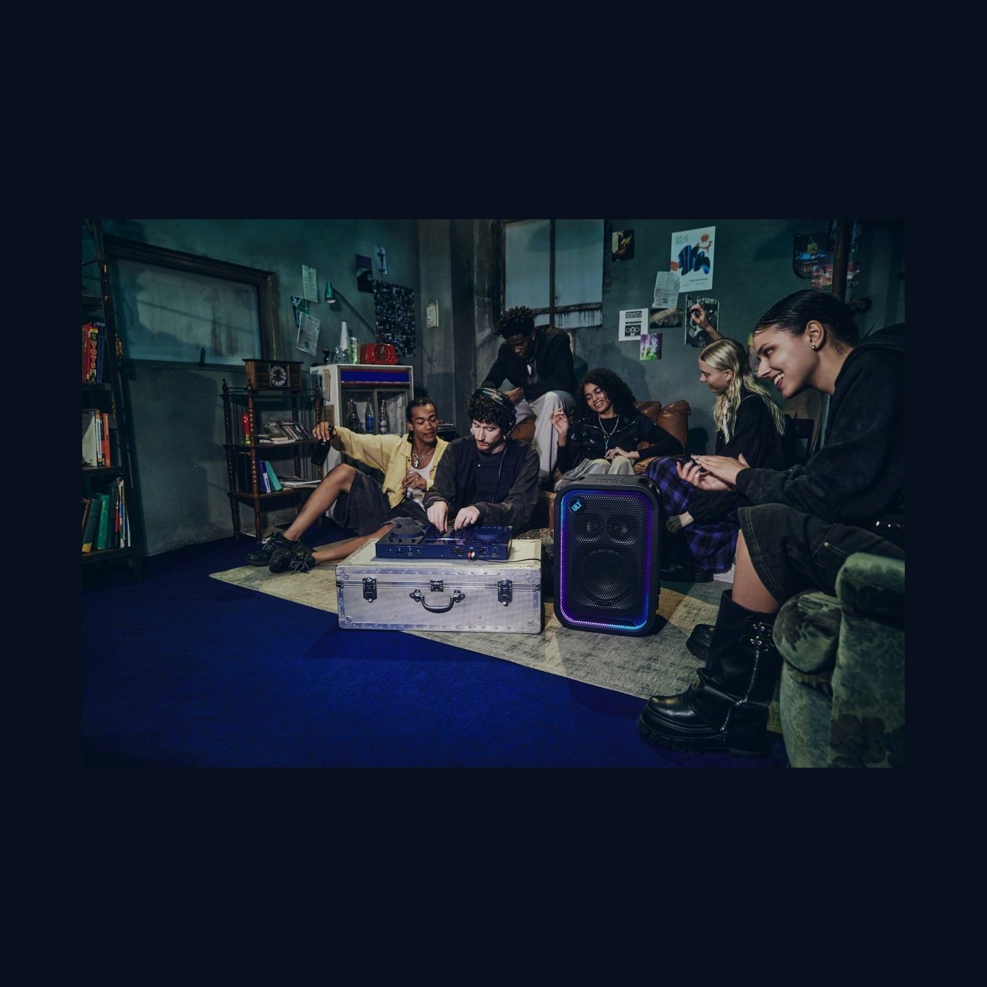 Sony Party Speaker | SRS-ULT500 ULT Tower 5 | 300 W | Waterproof | Bluetooth | Wireless connection | Portable | Black