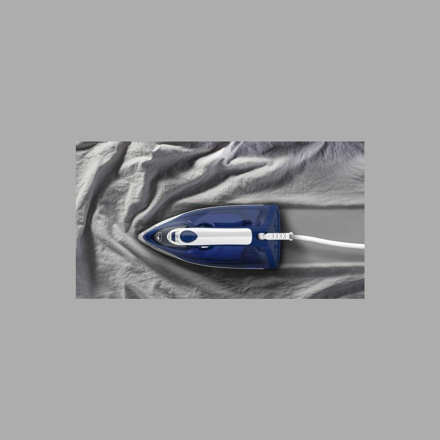 Tefal | FV2838E0 | Steam Iron | 2400 W | Water tank capacity 270 ml | Continuous steam 40 g/min | Blue/White
