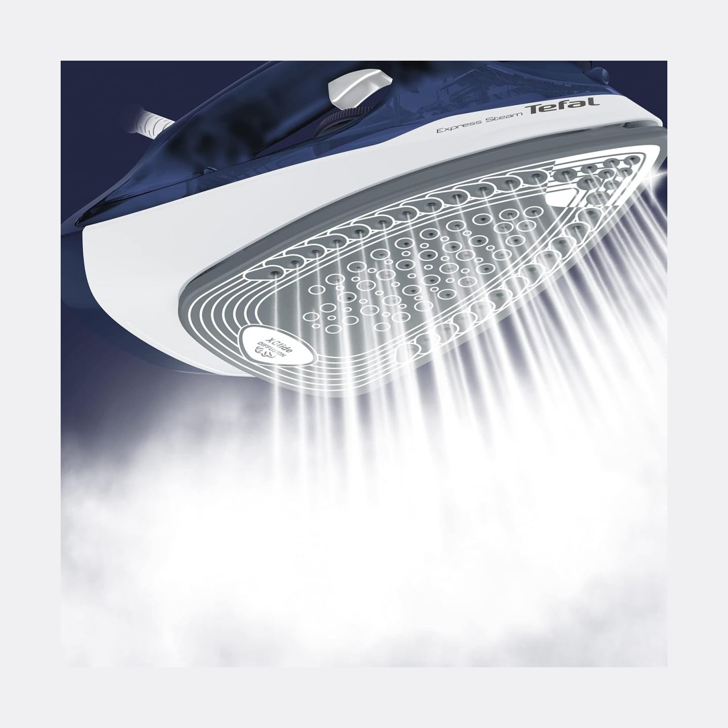 Tefal | FV2838E0 | Steam Iron | 2400 W | Water tank capacity 270 ml | Continuous steam 40 g/min | Blue/White