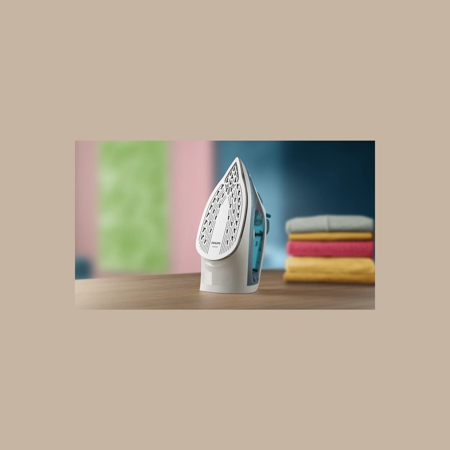 Philips Steam Iron | DST2020/90 2000 series | Steam Iron | 2000 W | Water tank capacity 250 ml | Continuous steam 25 g/min | Ste