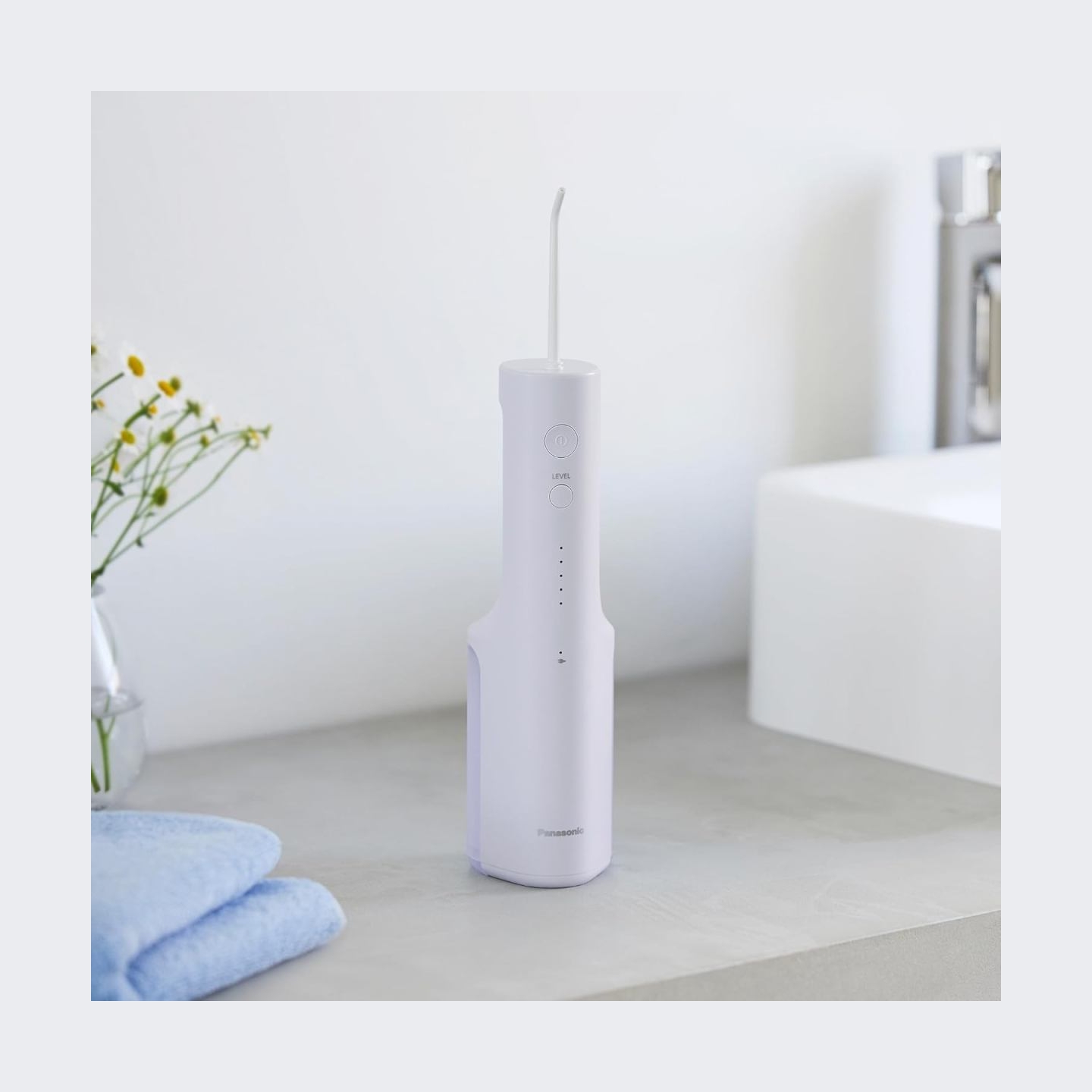 Panasonic Oral Irrigator | EW-DJ26-V303 | Cordless | 200 ml | Number of heads 2 | White