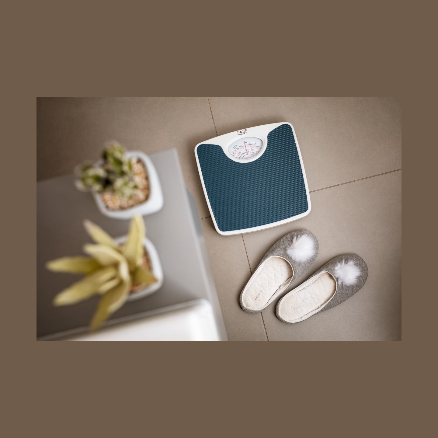 Adler | Mechanical bathroom scale | AD 8151b | Maximum weight (capacity) 130 kg | Accuracy 1000 g | Blue/White