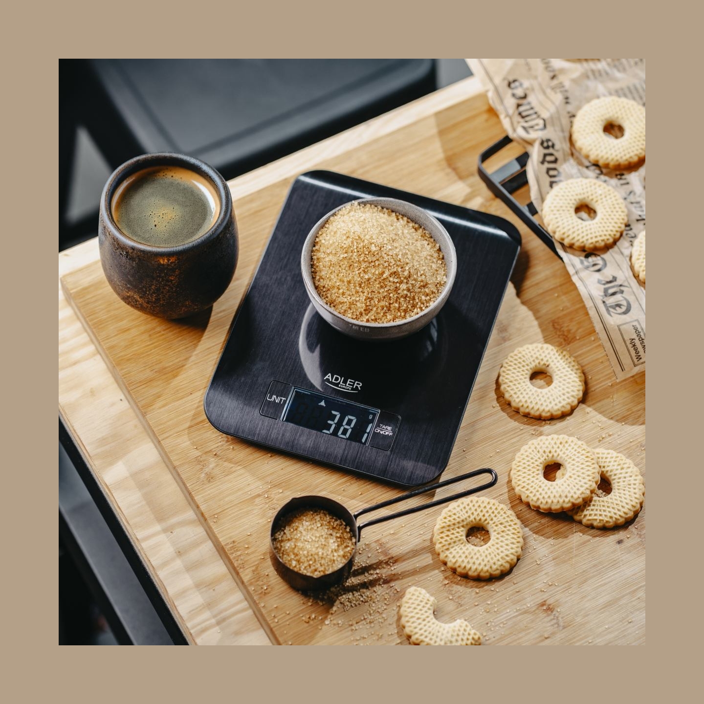 Adler Kitchen Scale | AD 3183b | Graduation 1 g | Black