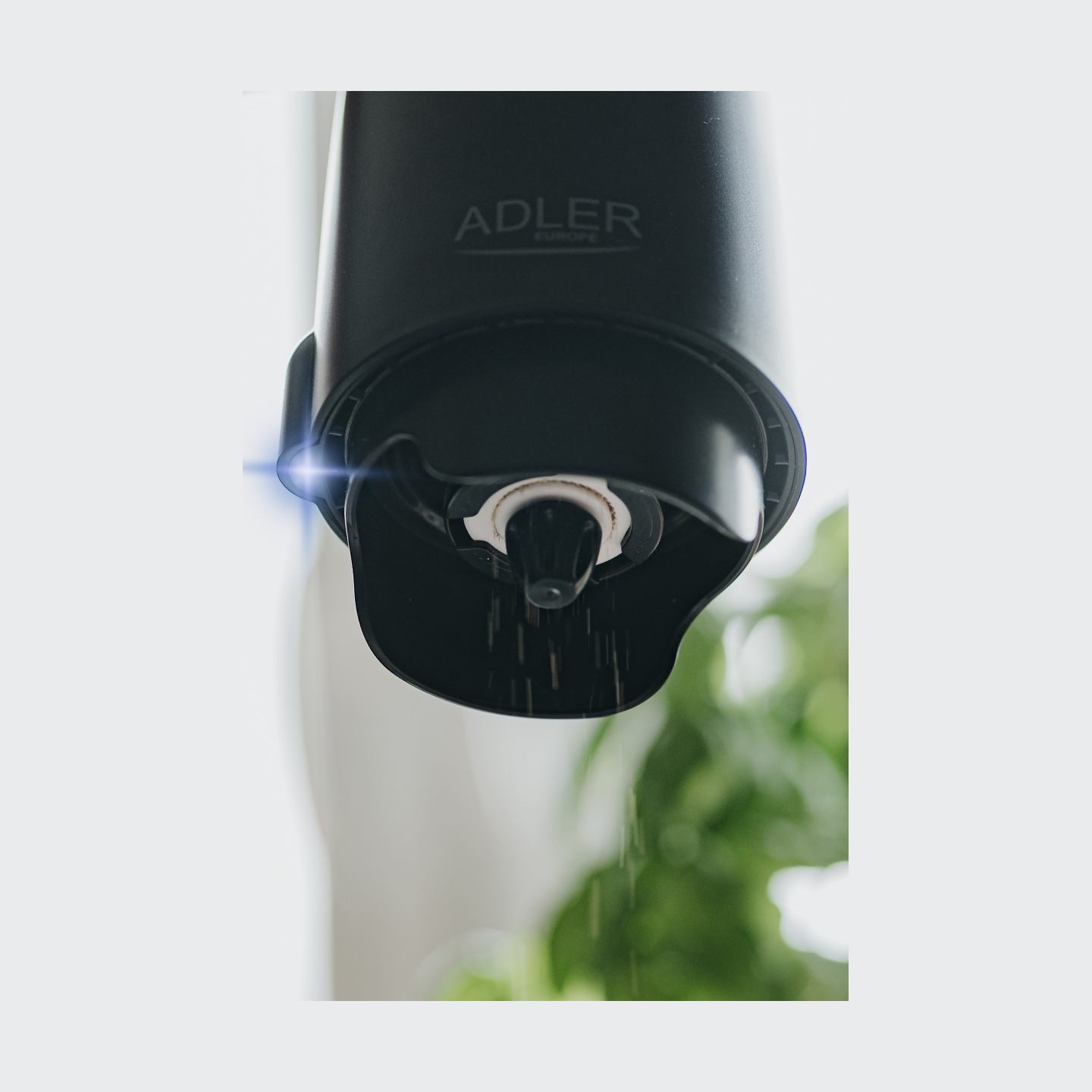 Adler | Electric Salt and pepper grinder | AD 4449b | Housing material ABS plastic | 7 W | Lithium | Matte Black