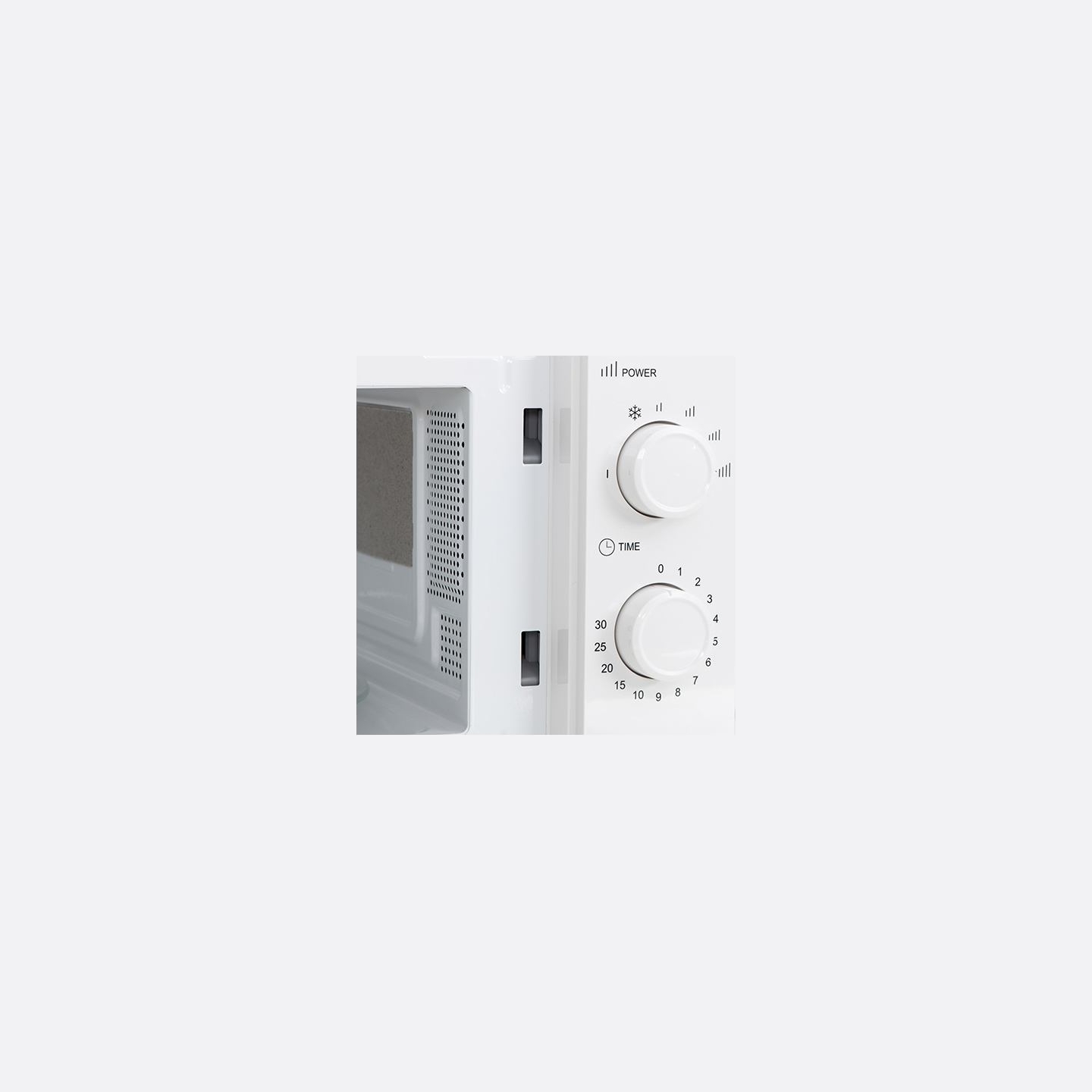 Adler | Microwave Oven | AD 6205 | Free standing | 700 W | White