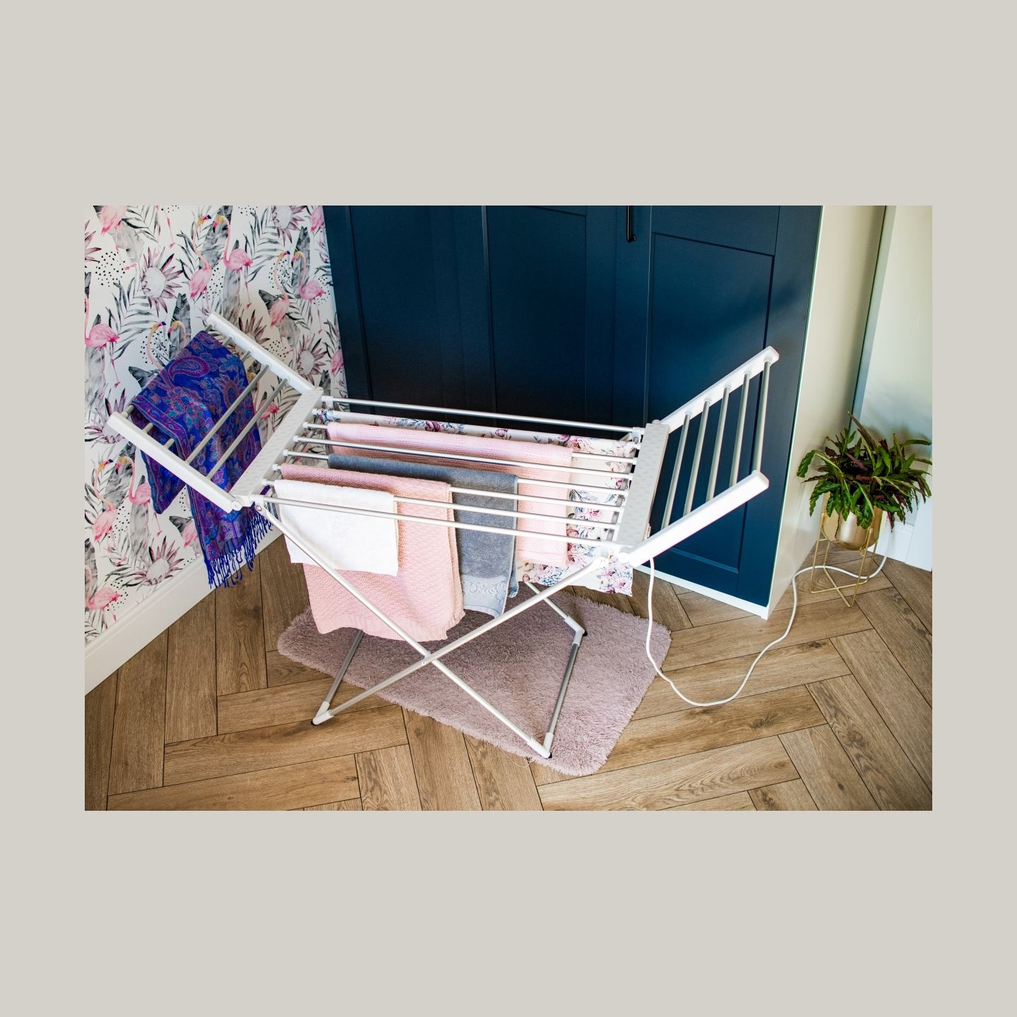 Adler | Foldable electric clothes drying rack | AD 7821 | 220 W | Silver/White