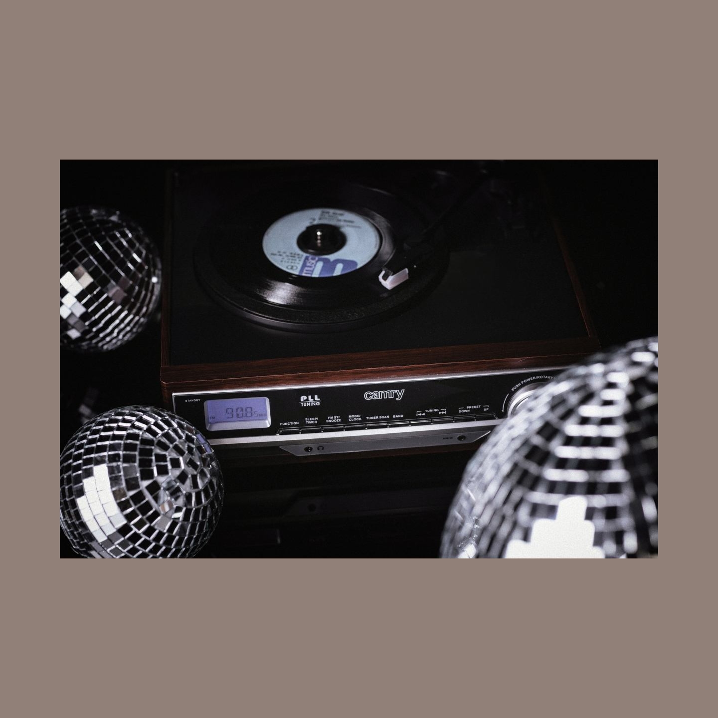 Camry | Turntable with radio | CR 1113 | AUX in | Brown