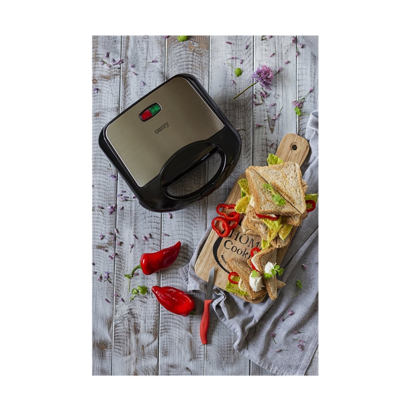 Camry | Sandwich maker | CR 3018 | 850 W | Number of plates 1 | Number of pastry 2 | Ceramic coating | Black