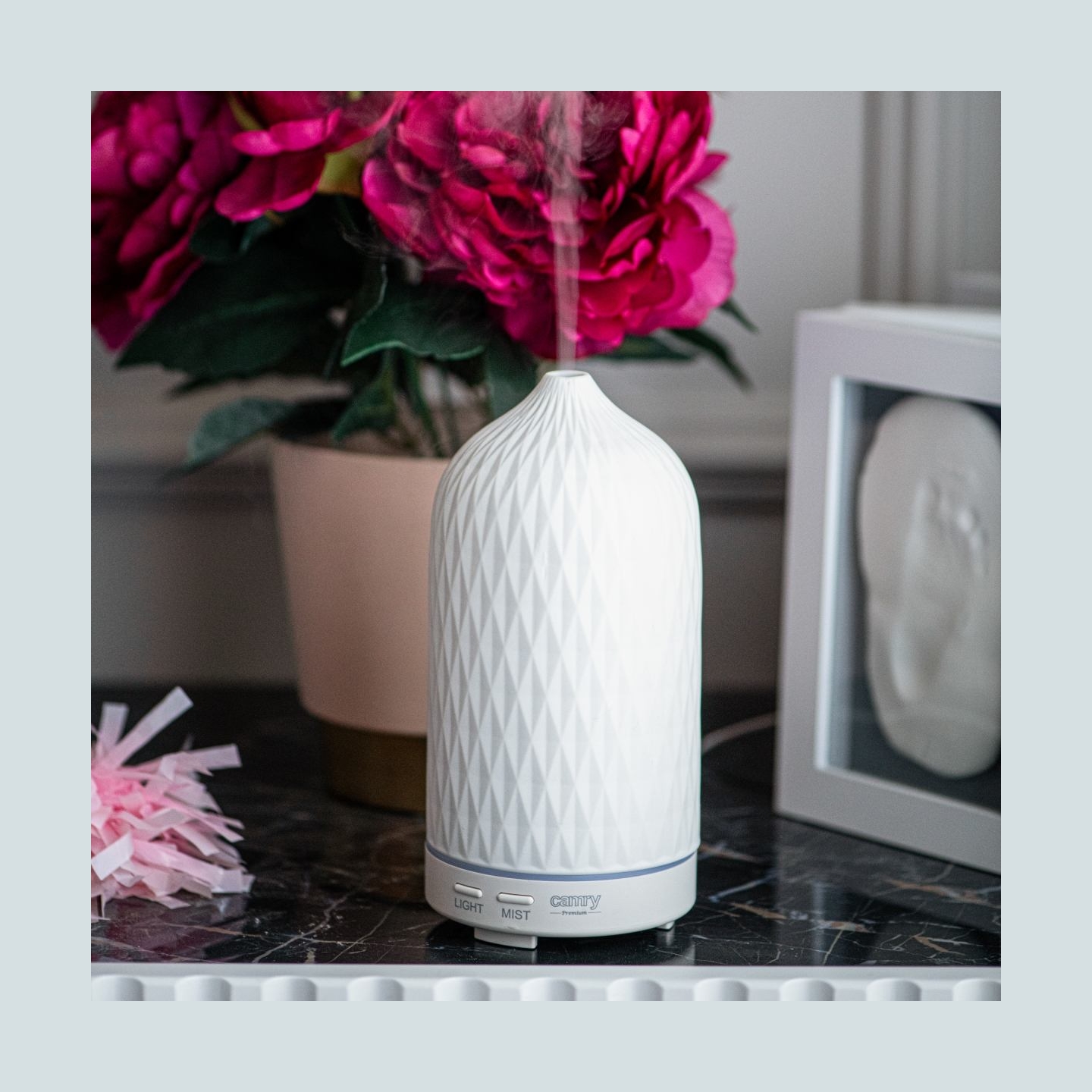 Camry | Ultrasonic aroma diffuser 3in1 | CR 7970 | Ultrasonic | Suitable for rooms up to 25 m² | White