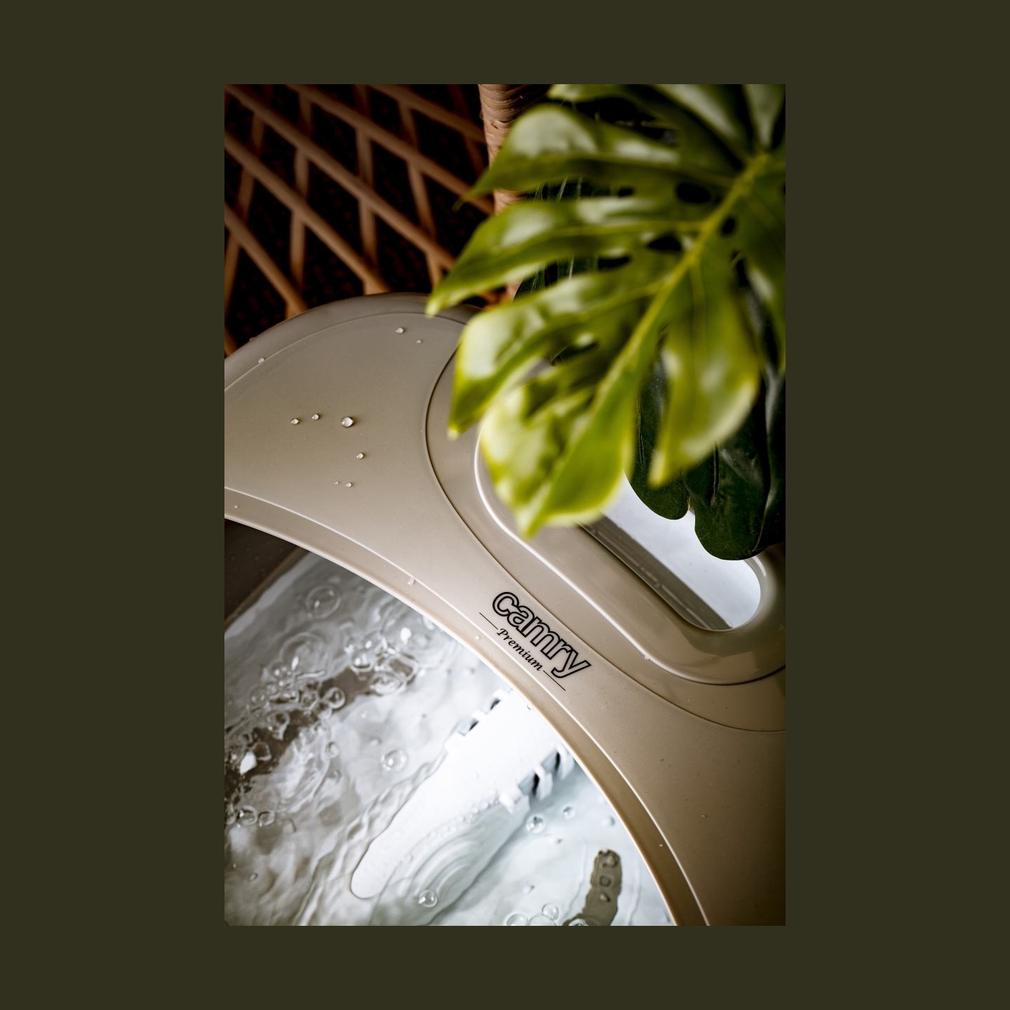 Camry | Foot massager | CR 2174 | Bubble function | Heat function | 450 W | White/Silver