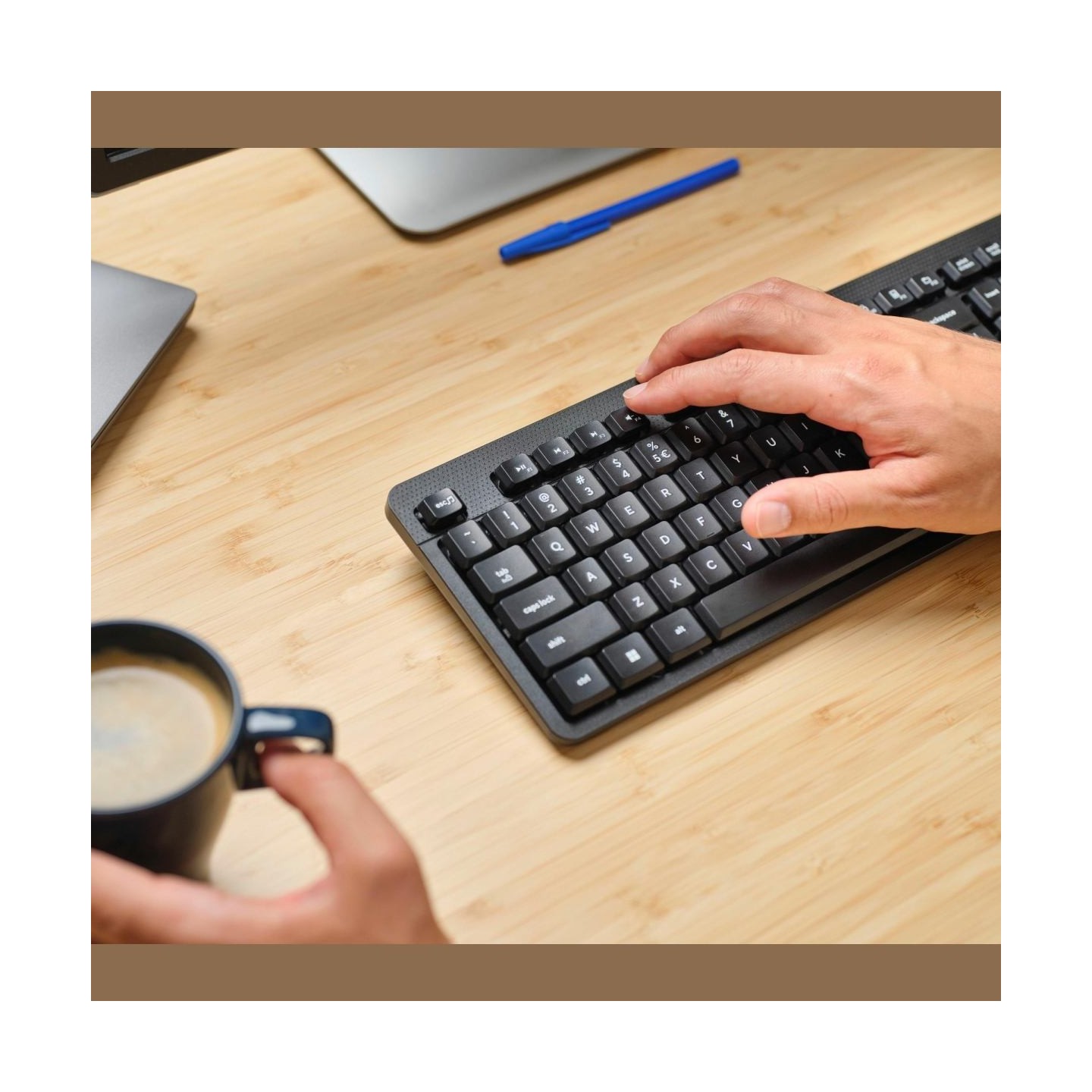 Trust KEYBOARD WRL ODY II/ENG 25011 TRUST