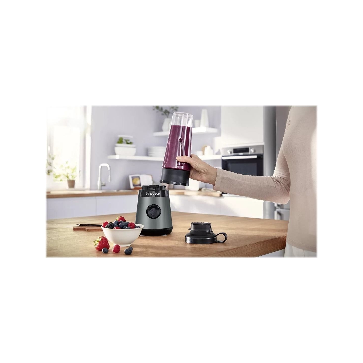 Bosch | VitaPower ToGo Smoothie Maker | MMB2111S | Tabletop | 450 W | Jar material Tritan | Jar capacity 0.6 L | Ice crushing | 