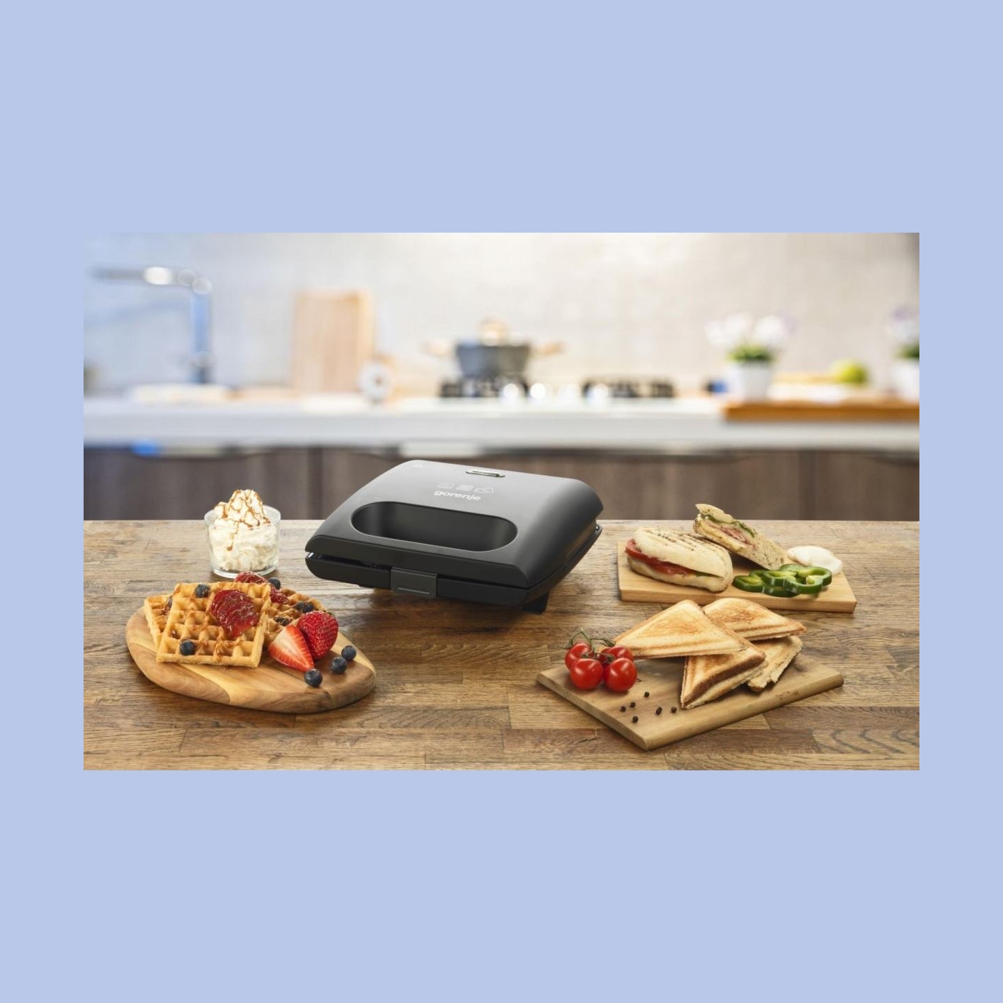Gorenje | Sandwich maker | SM703GCB | 700 W | Number of plates 3 | Number of pastry 2 | Black