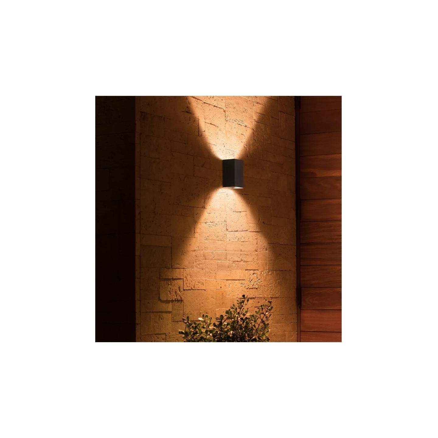 Philips Hue WCA Resonate Outdoor Wall Lantern, Black | 8 W | 2000-6500 Hue White Colour Ambiance