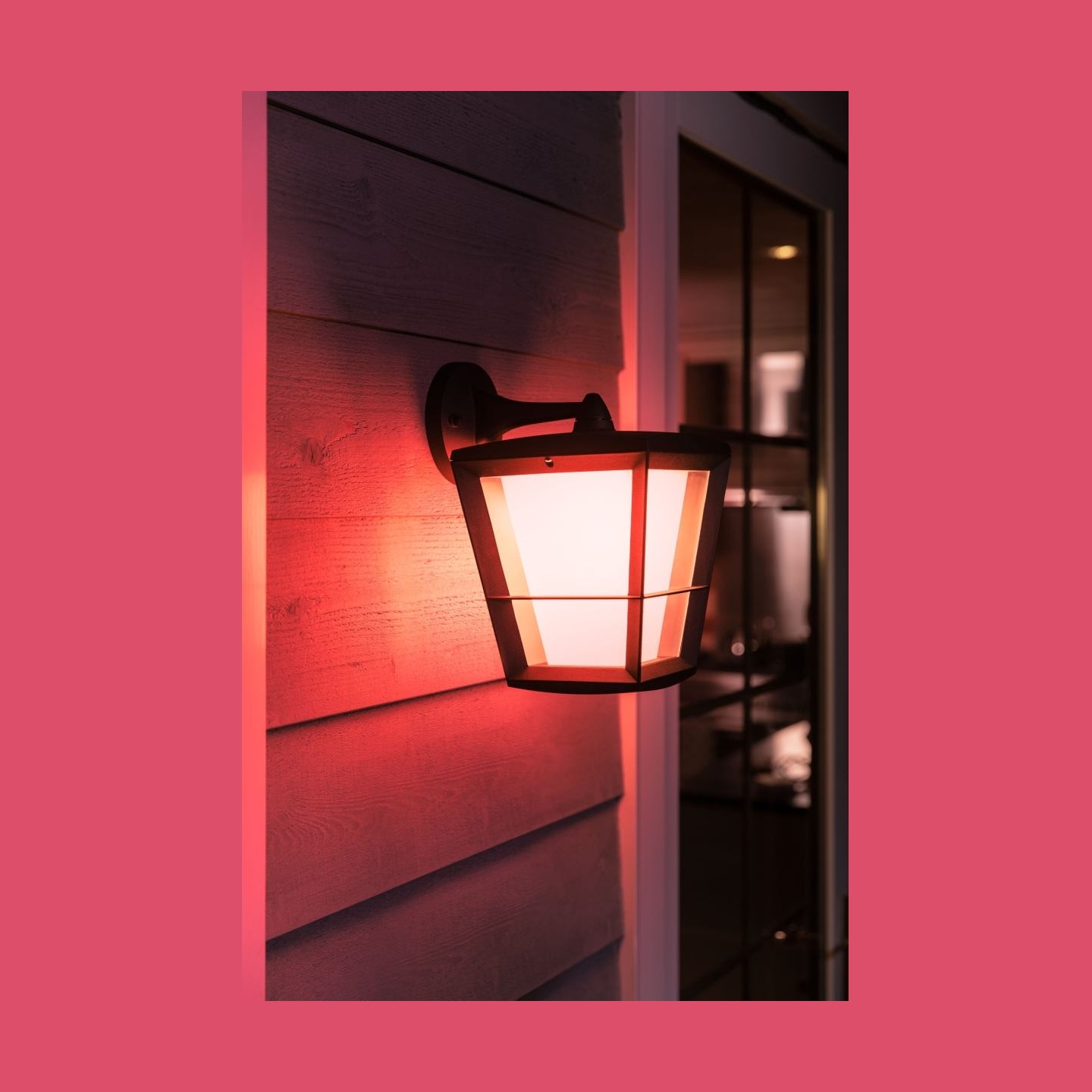 Philips Hue WCA Econic Outdoor Wall Lantern | 15 W | 2000-6500 Hue White Colour Ambiance