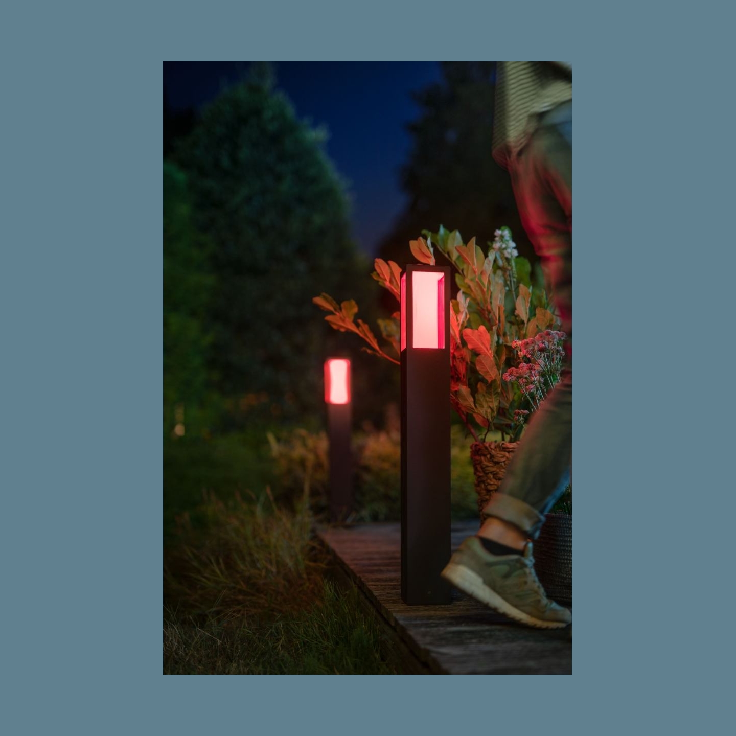 Philips Hue WCA Impress Outdoor Post Lantern | 8 W