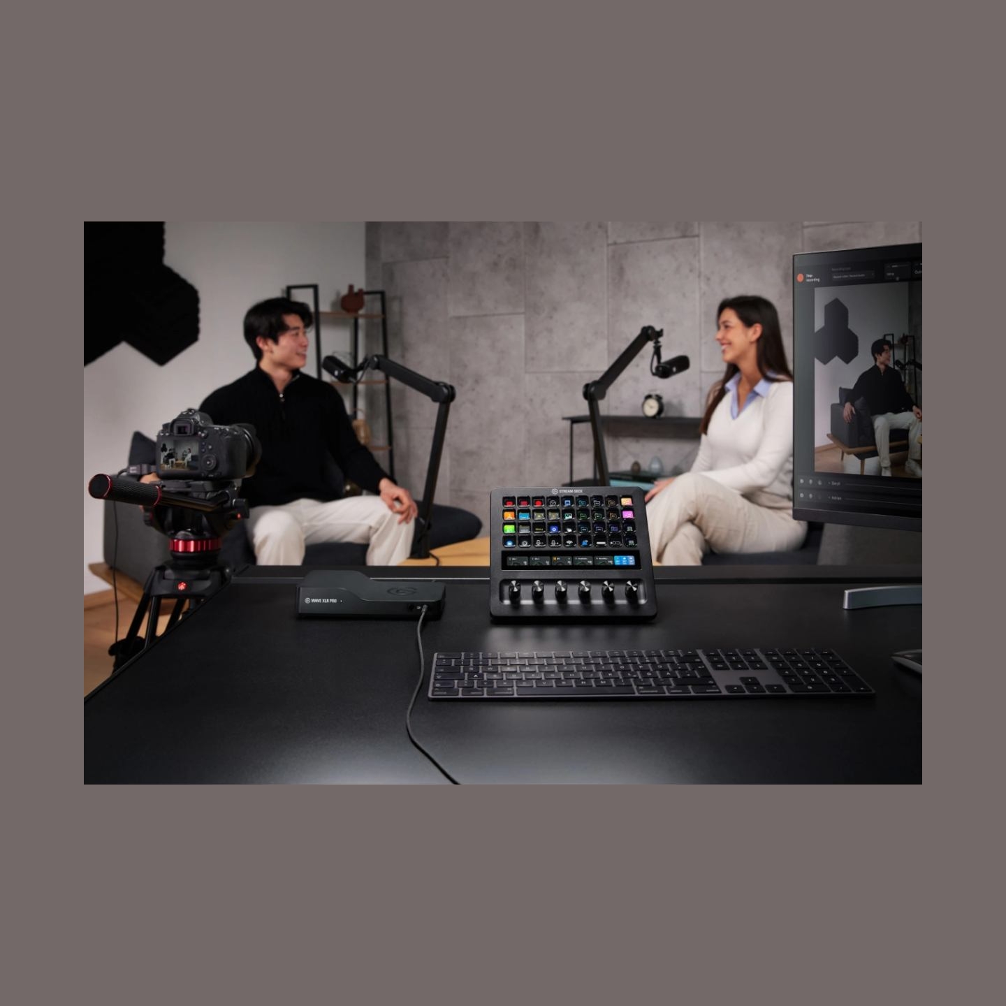 Elgato Stream Deck+ XL | Multi-touch controller | Black