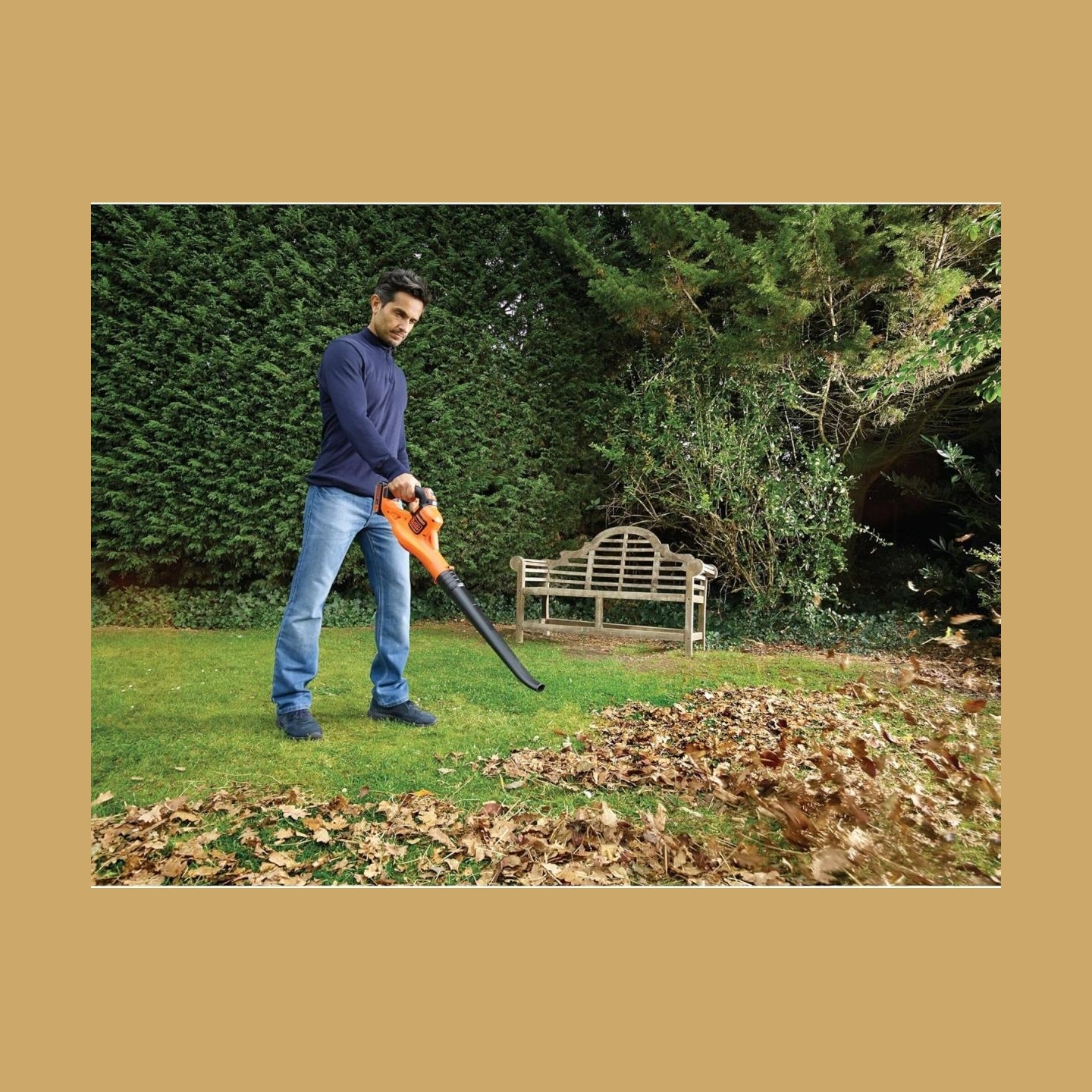 Black & Decker 18V Cordless leaf blower (without battery and charger) | GWC1820PCB-XJ