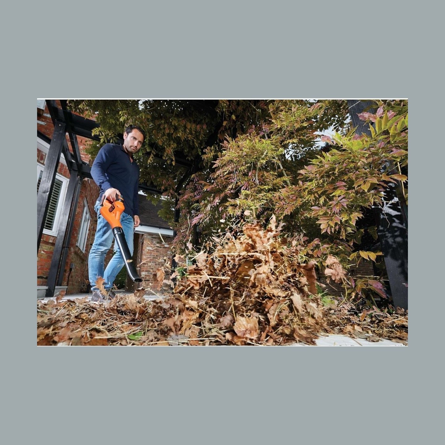 Black & Decker 18V Cordless leaf blower (without battery and charger) | GWC1820PCB-XJ