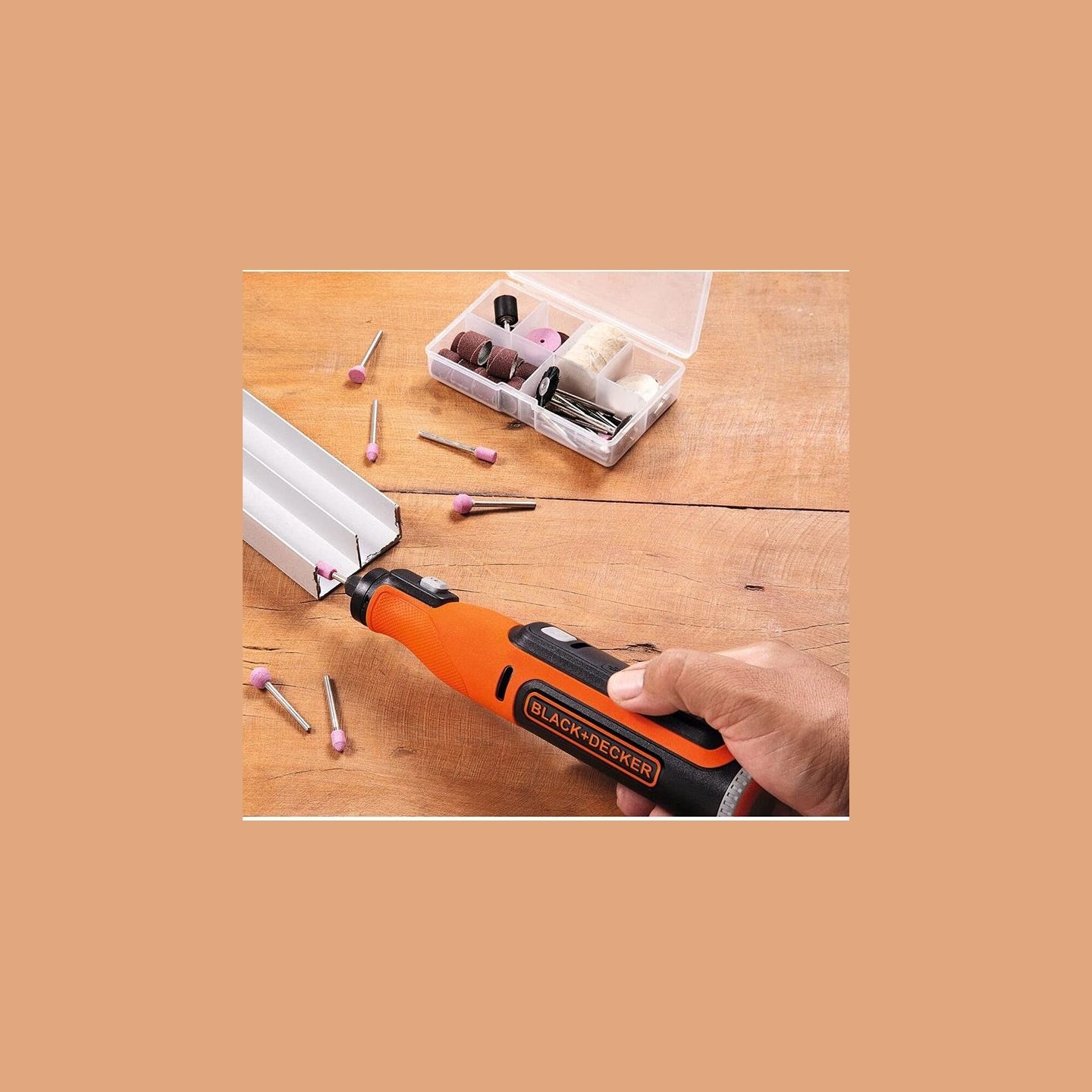Black & Decker | 8V Cordless Rotary Tool With Kit Box | BCRT8IK-XJ