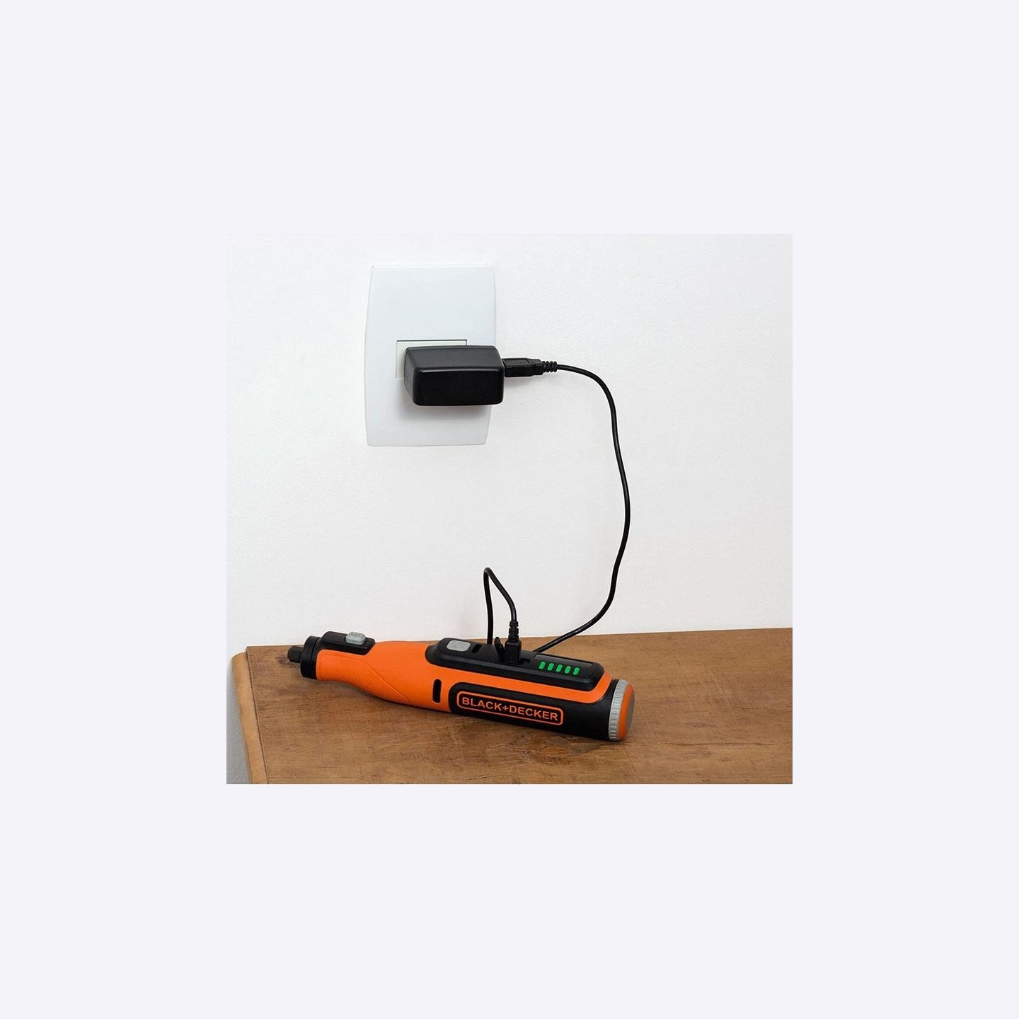 Black & Decker | 8V Cordless Rotary Tool With Kit Box | BCRT8IK-XJ