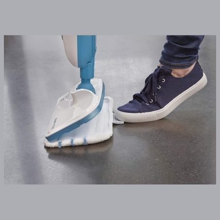 Black & Decker Steam mop | FSM13E1-QS | Power 1300 W | Water tank capacity 0.38 L | White